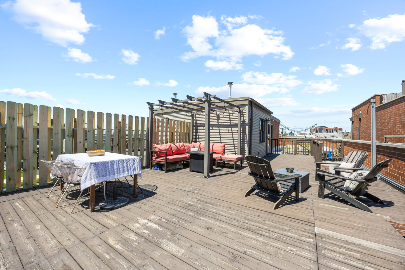 1122 W Hubbard Street Unit: 4E
