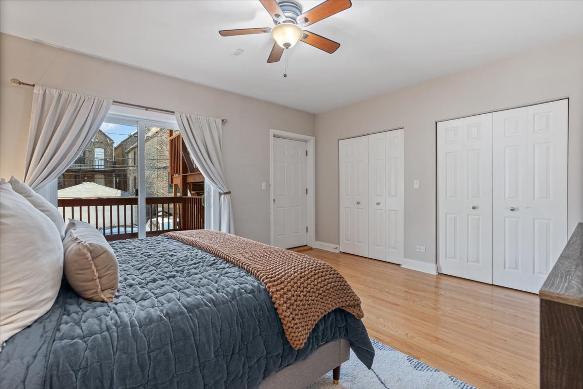 1517 N Bosworth Avenue Unit: 1
