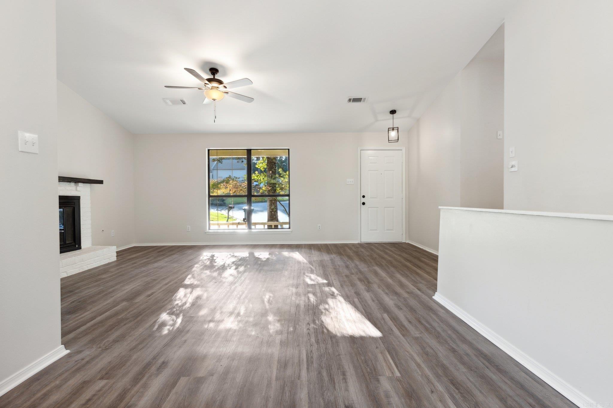 9 Kings Pointe Cove
