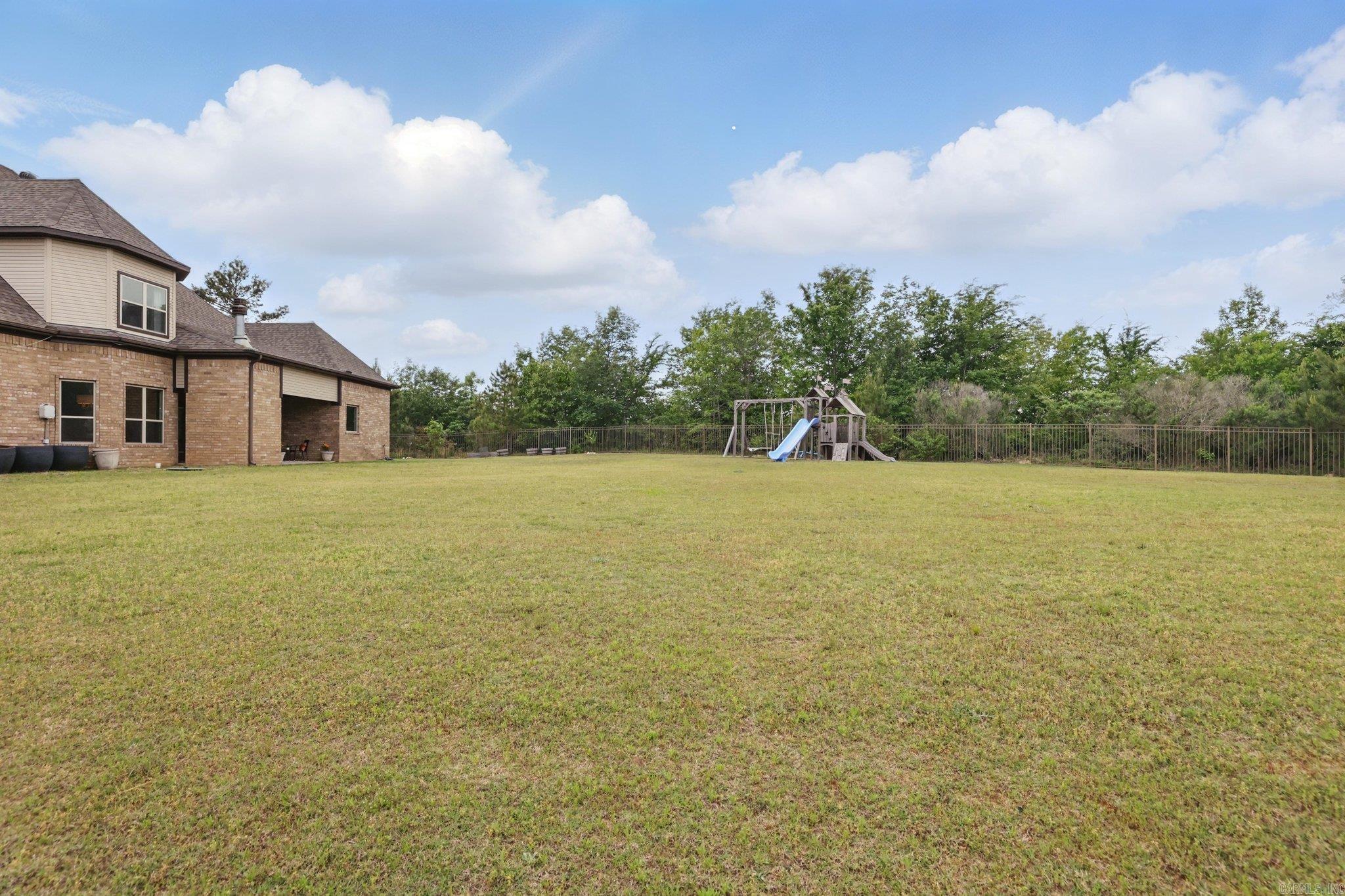 11187 Stonehill Drive