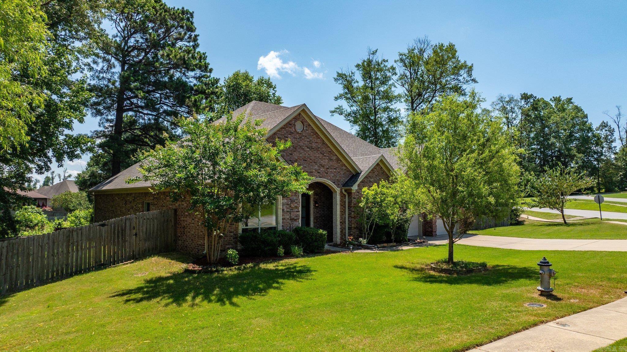 918 Hunter Lee Drive