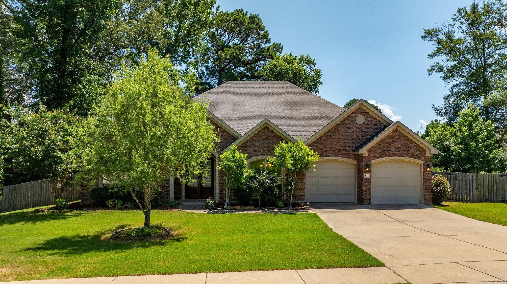 918 Hunter Lee Drive