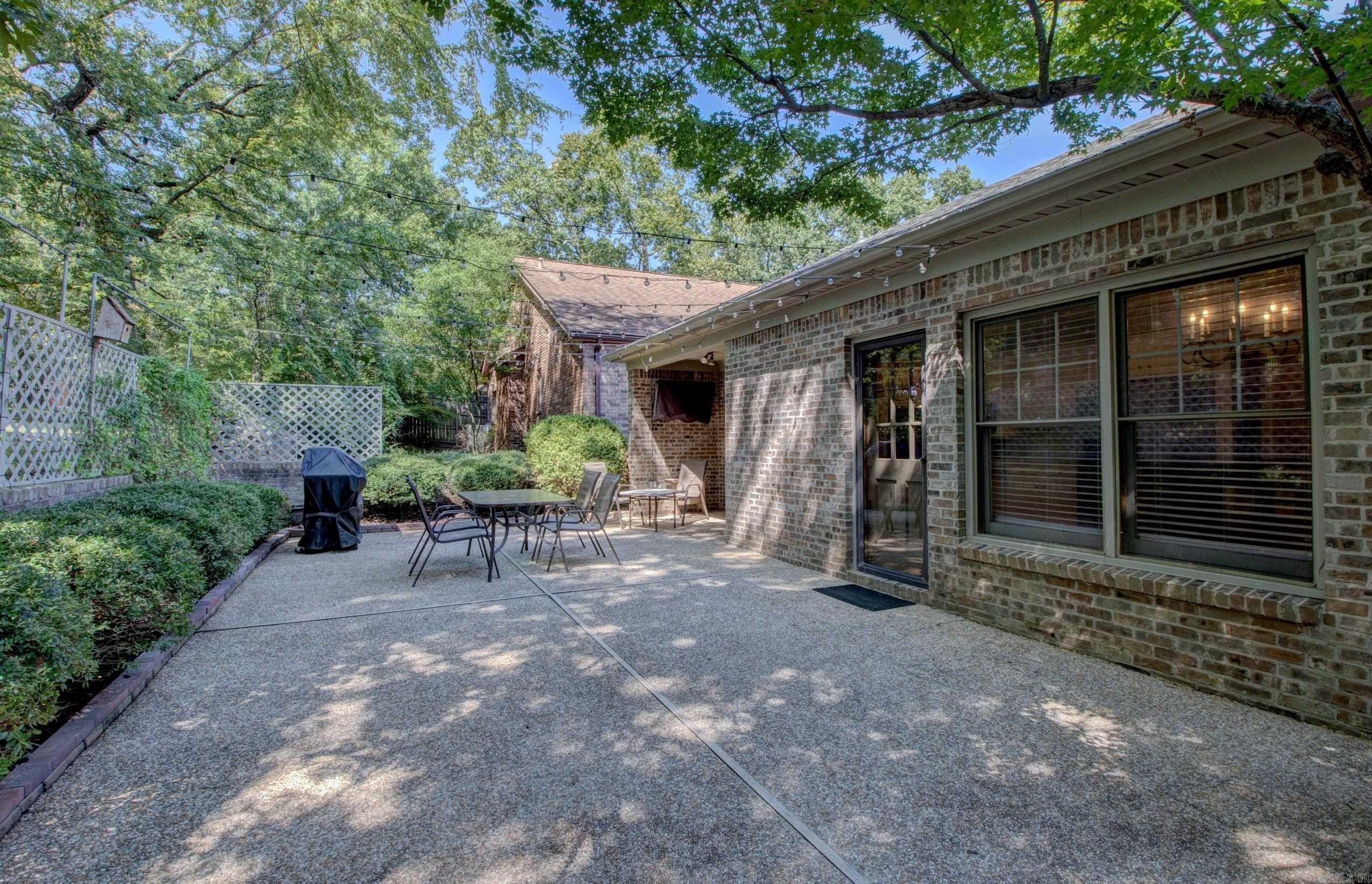 15 Rocky Valley Cove