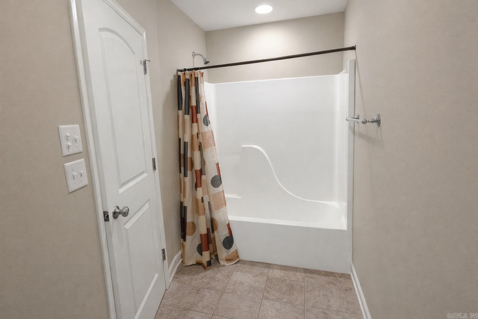 24 Wellington Colony Drive