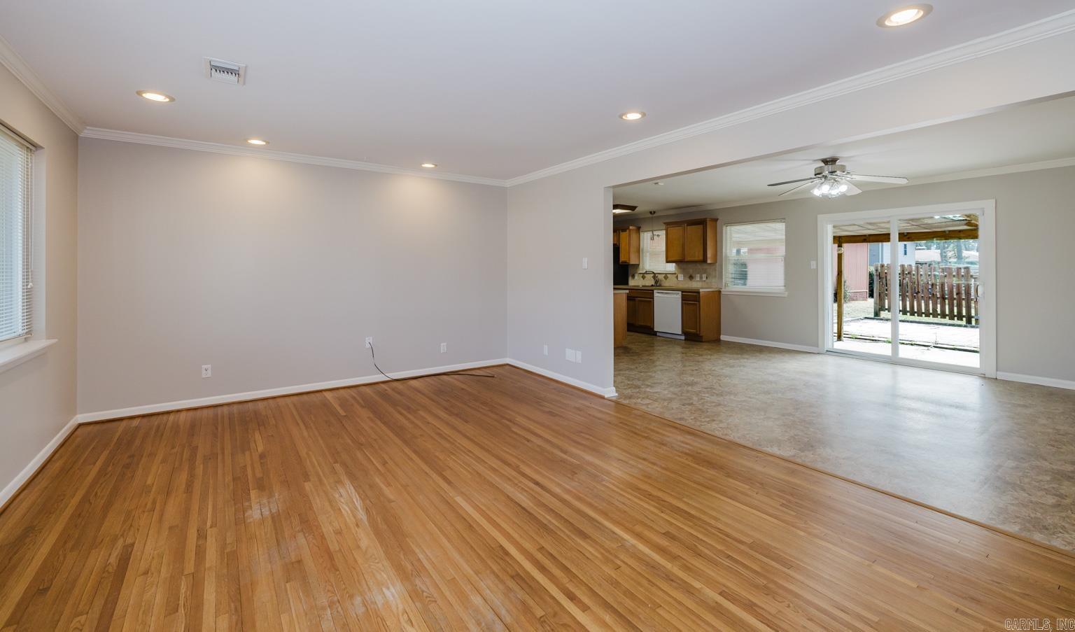 6909 Briarwood