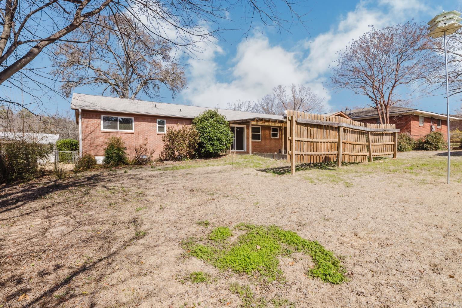 6909 Briarwood