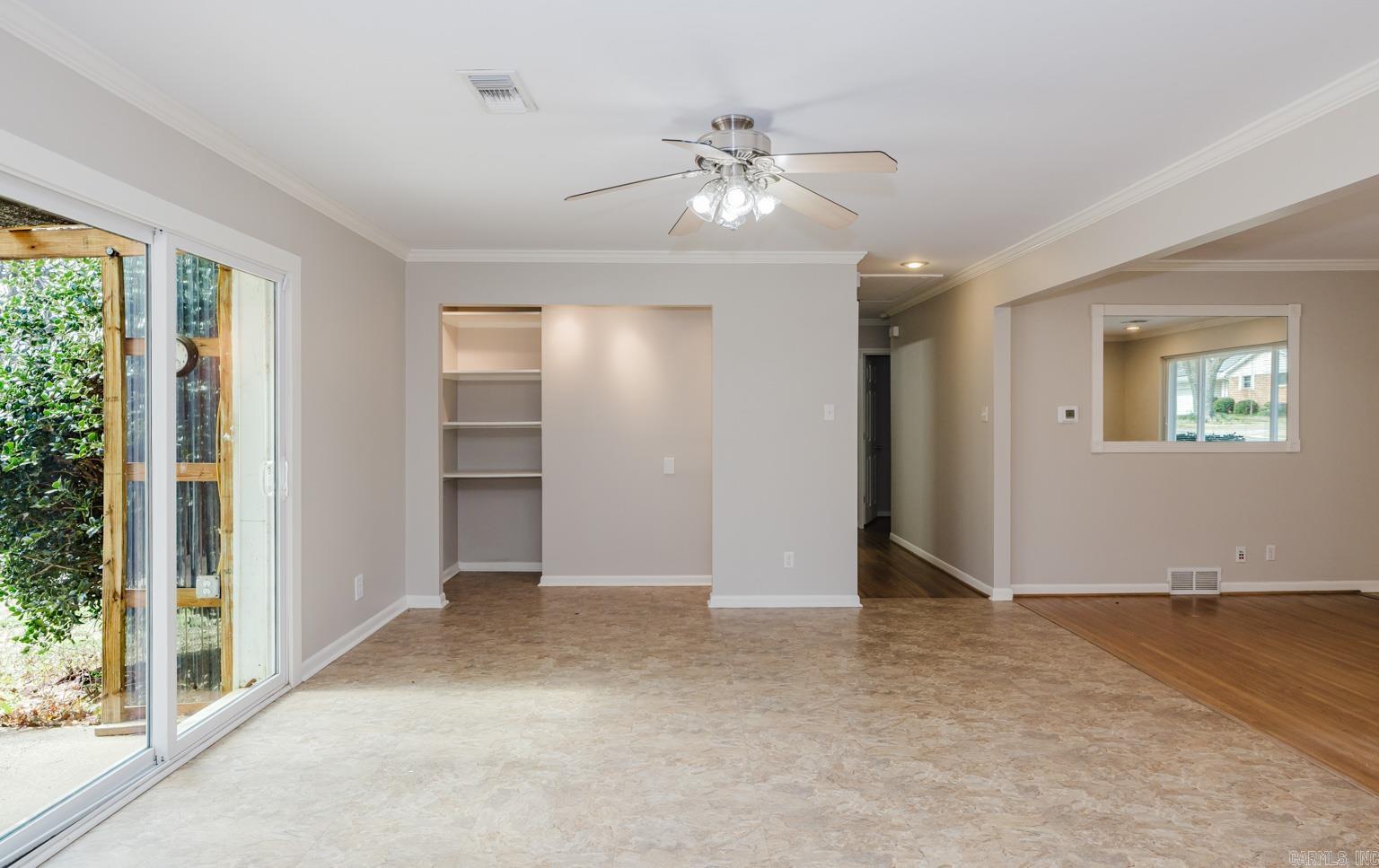 6909 Briarwood
