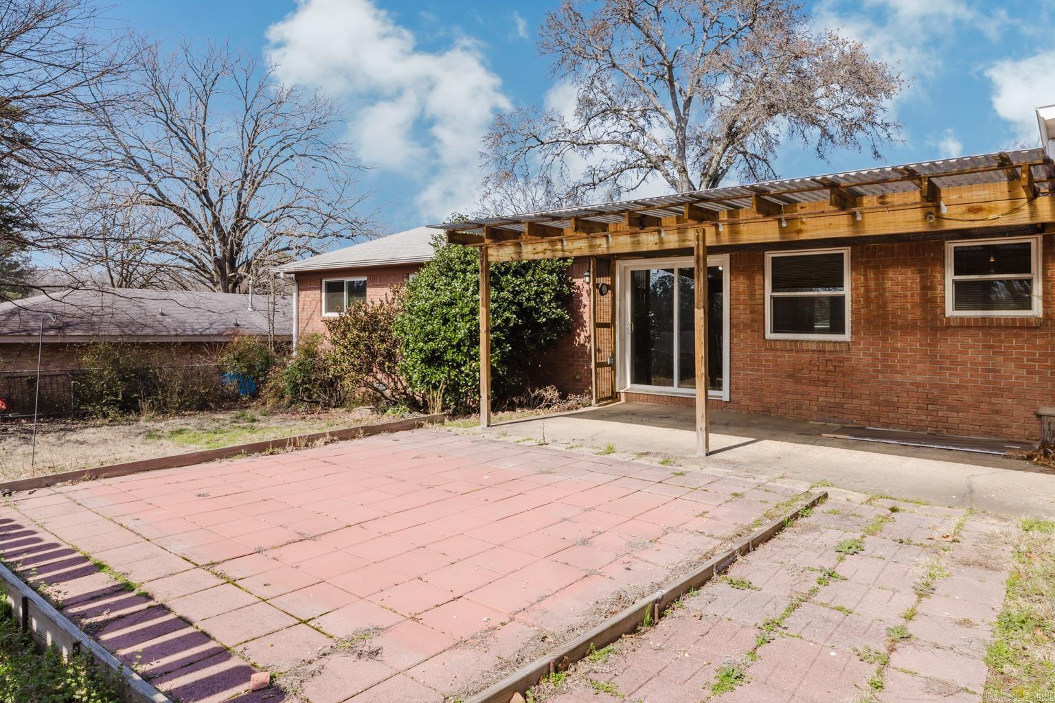 6909 Briarwood