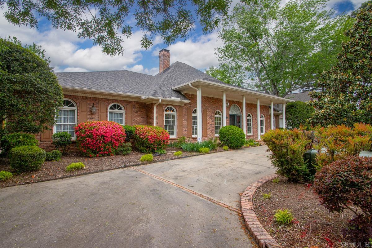 46 Masters Place Drive