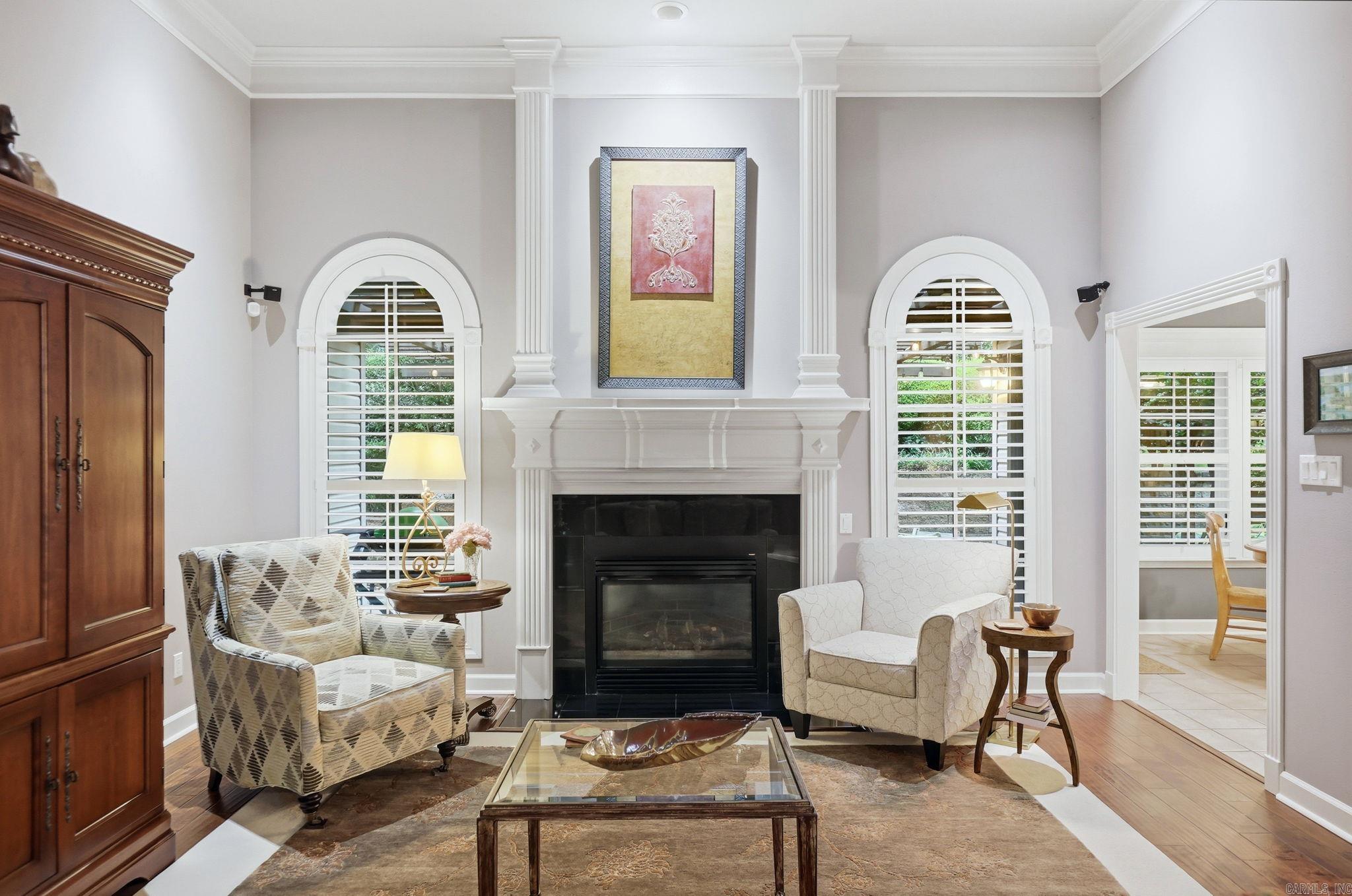 8 Carriage Court