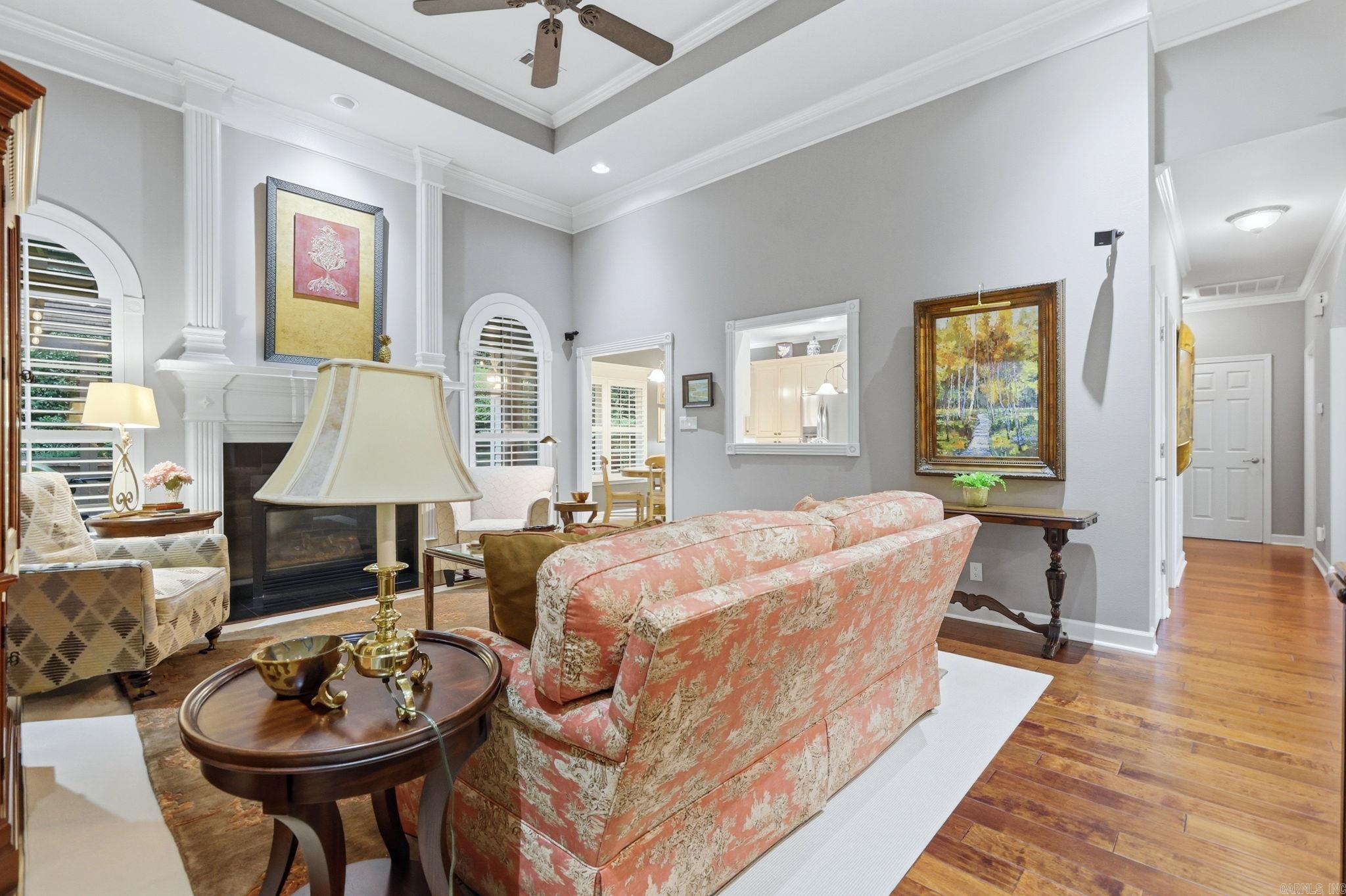 8 Carriage Court