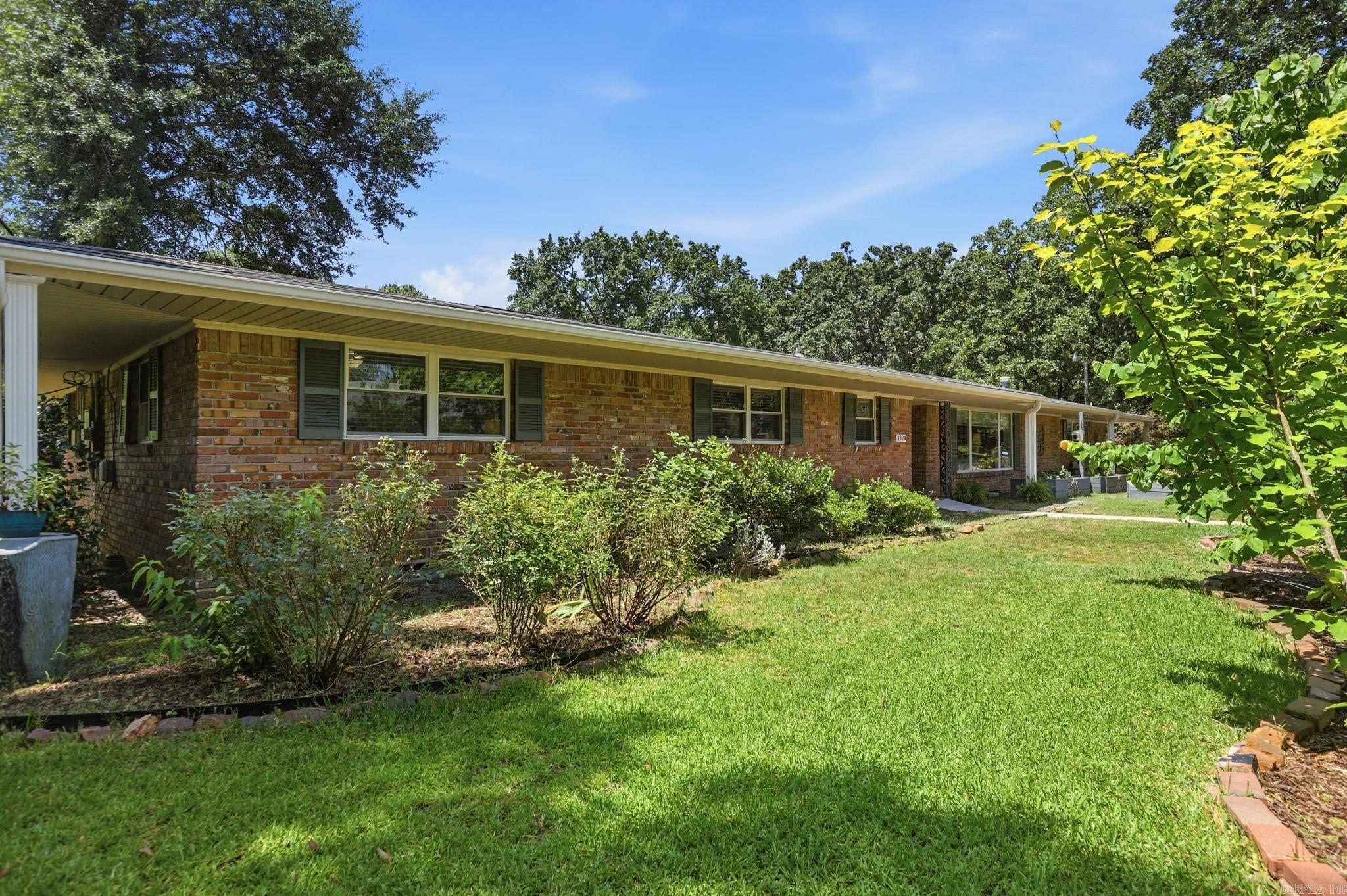 7309 Woodside Lane