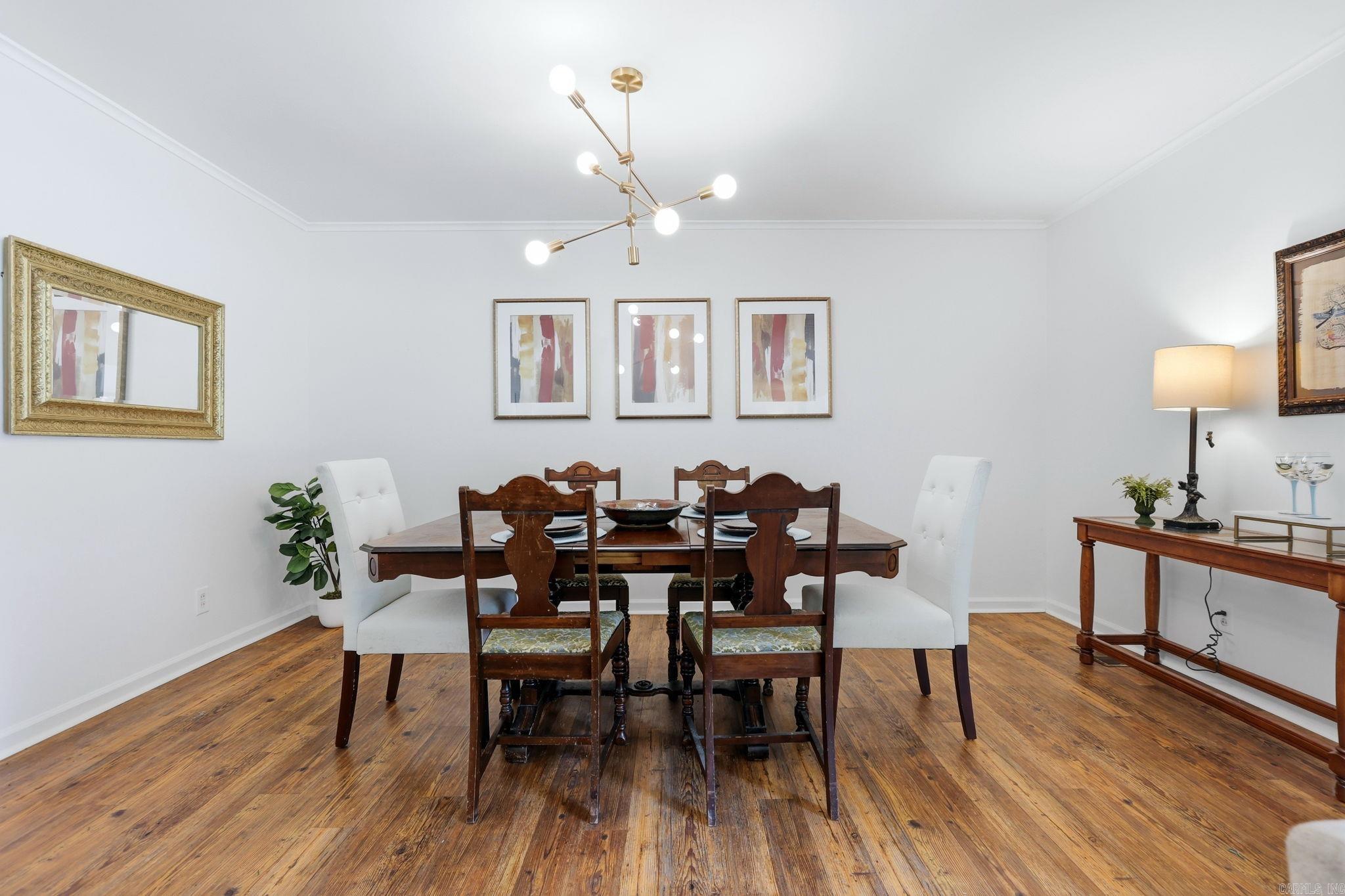 7309 Woodside Lane