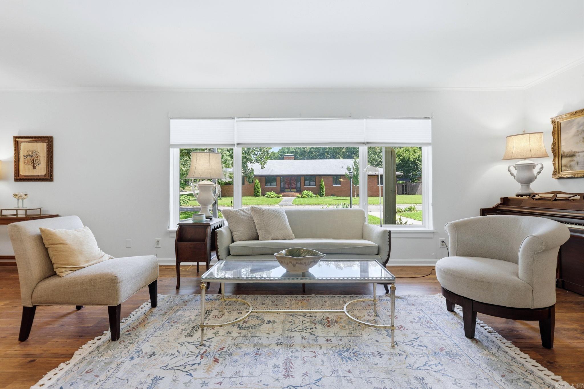 7309 Woodside Lane