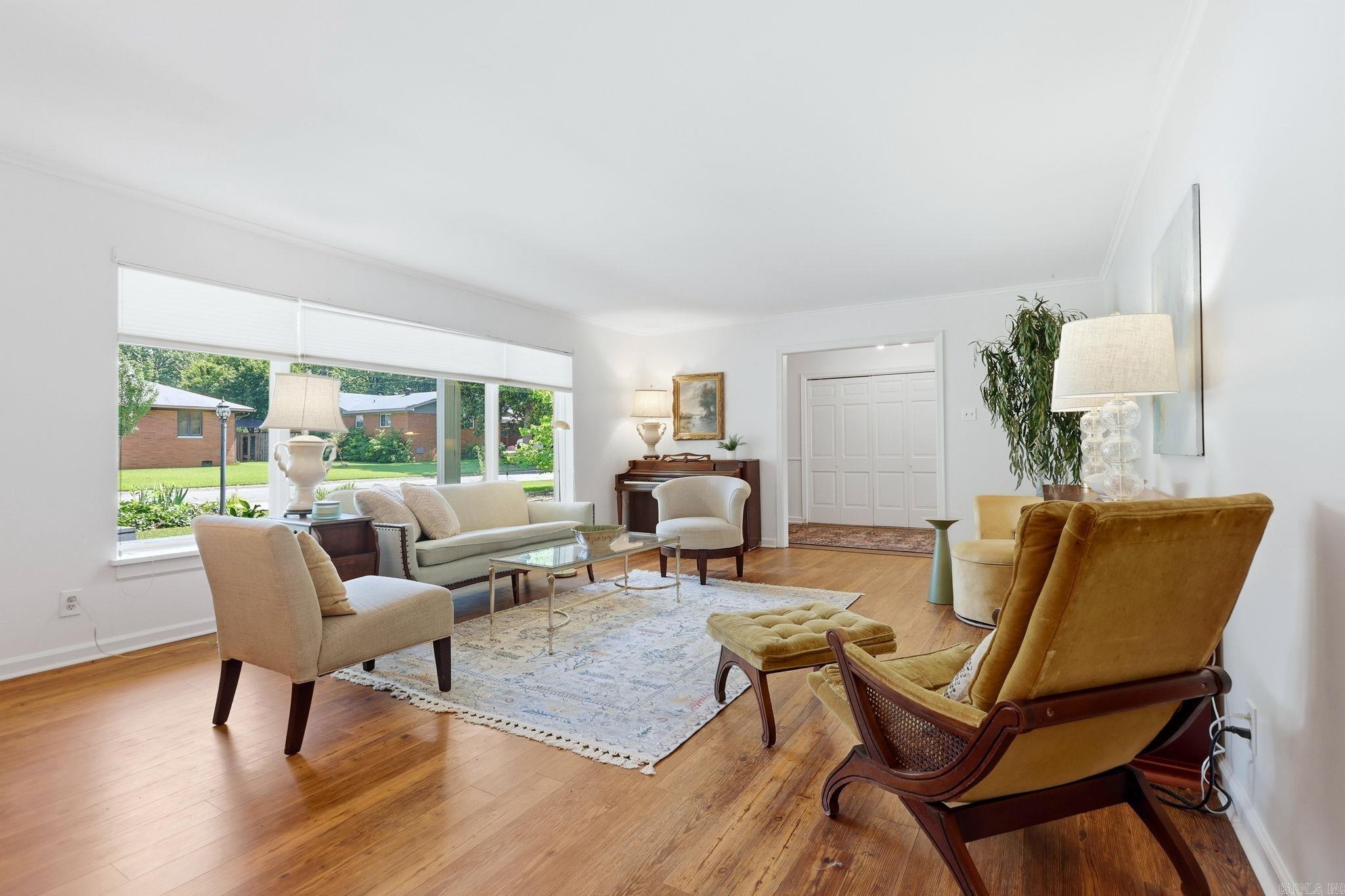 7309 Woodside Lane
