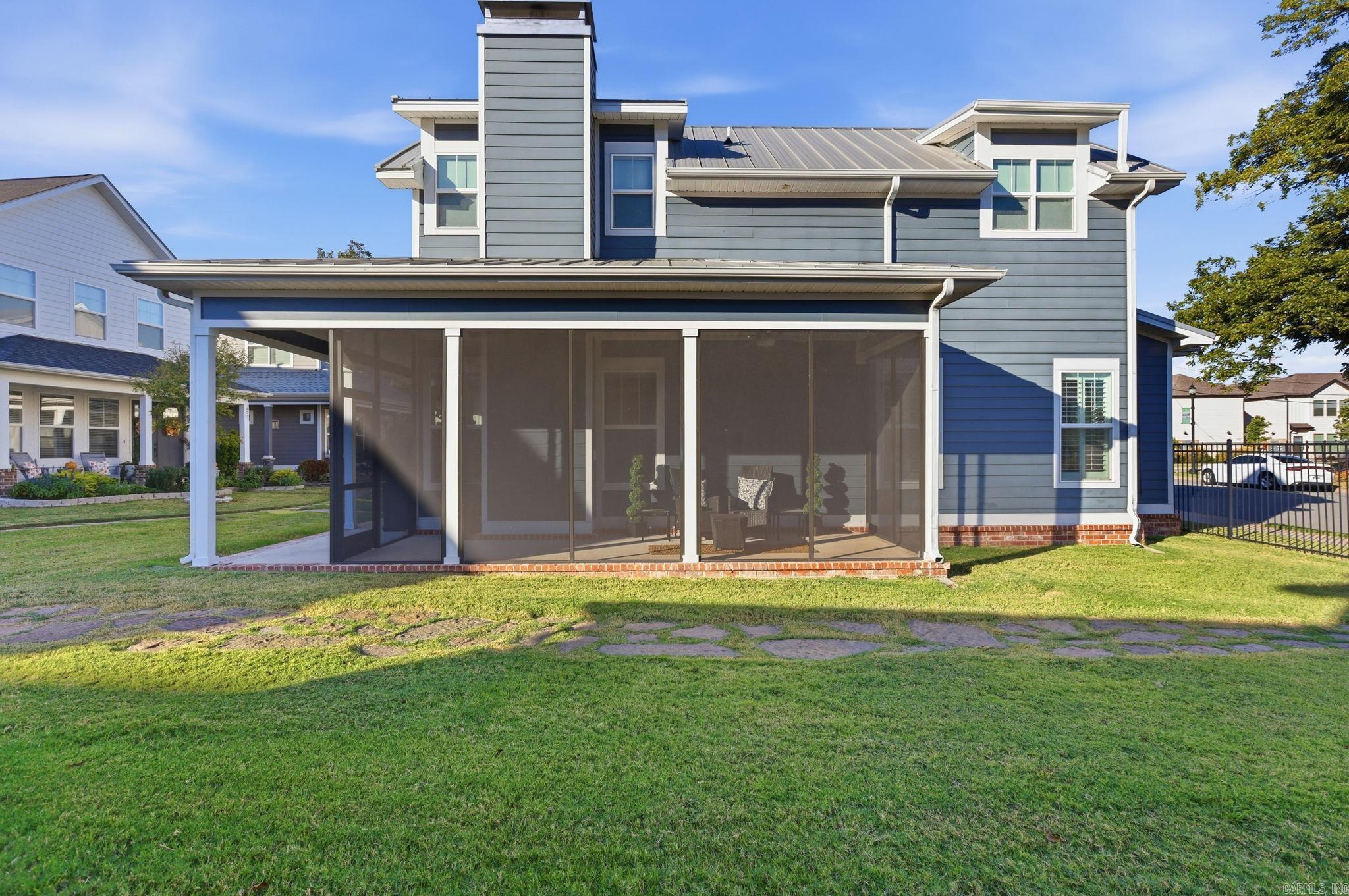 325 Parker Street