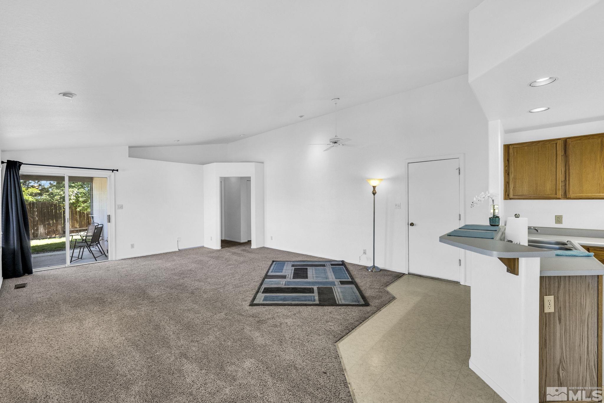 1600 Mescalero Ave