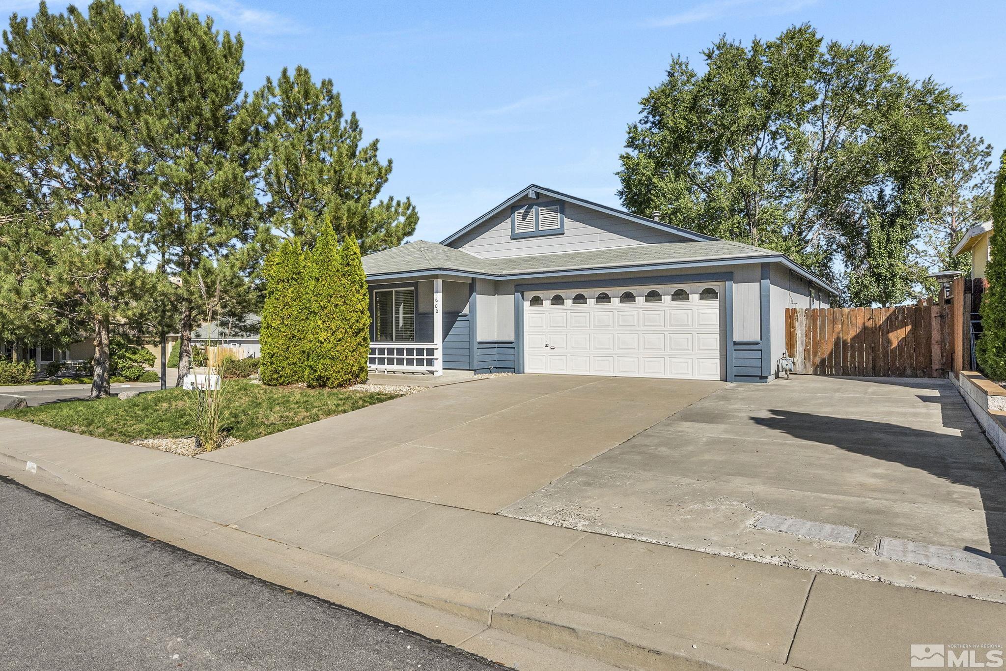 1600 Mescalero Ave