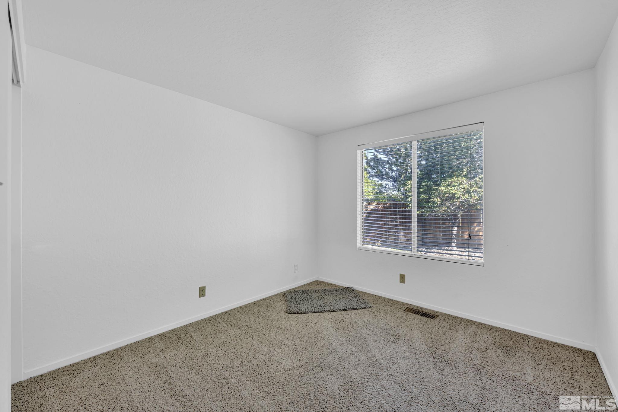 1600 Mescalero Ave