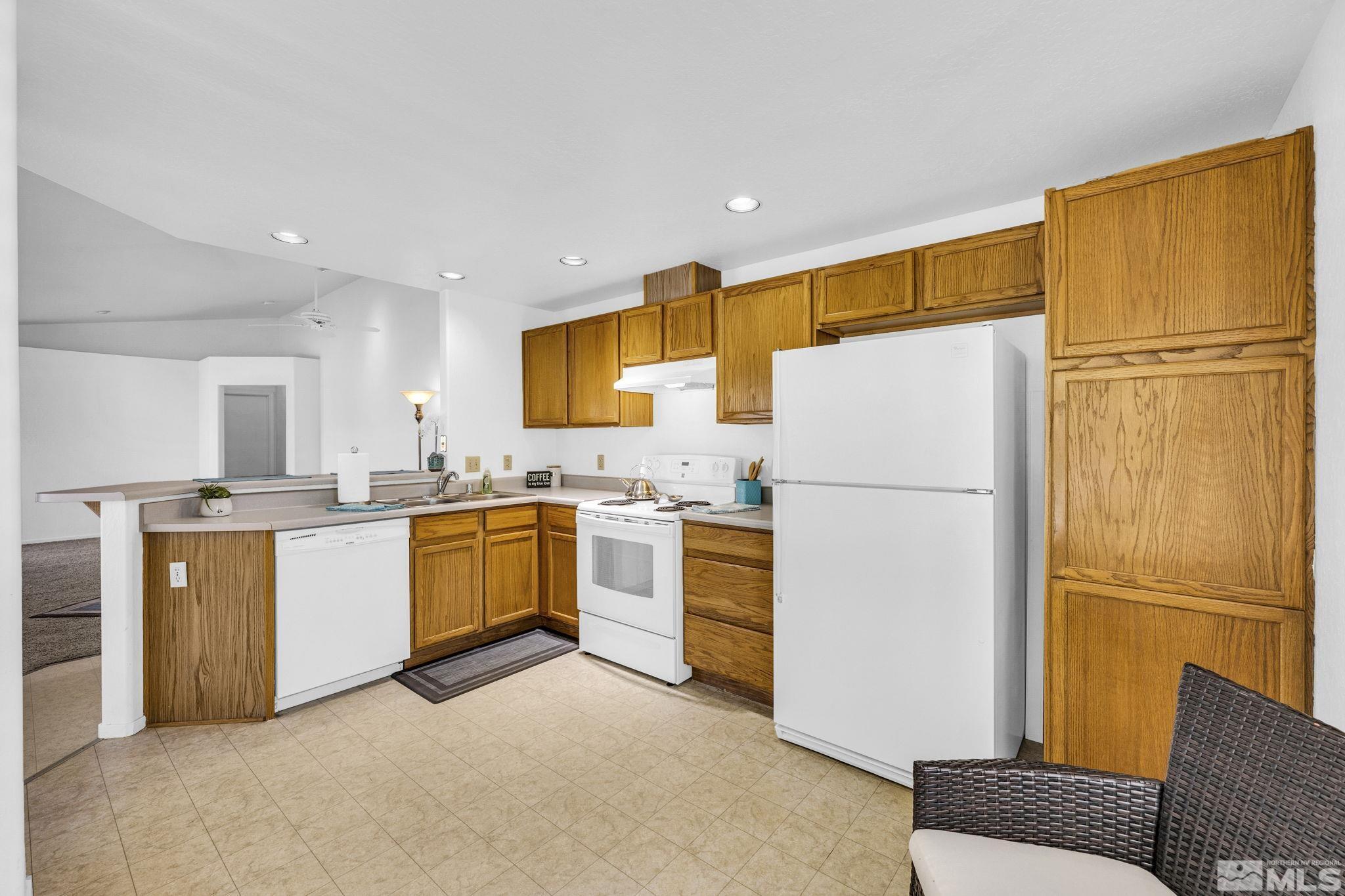 1600 Mescalero Ave