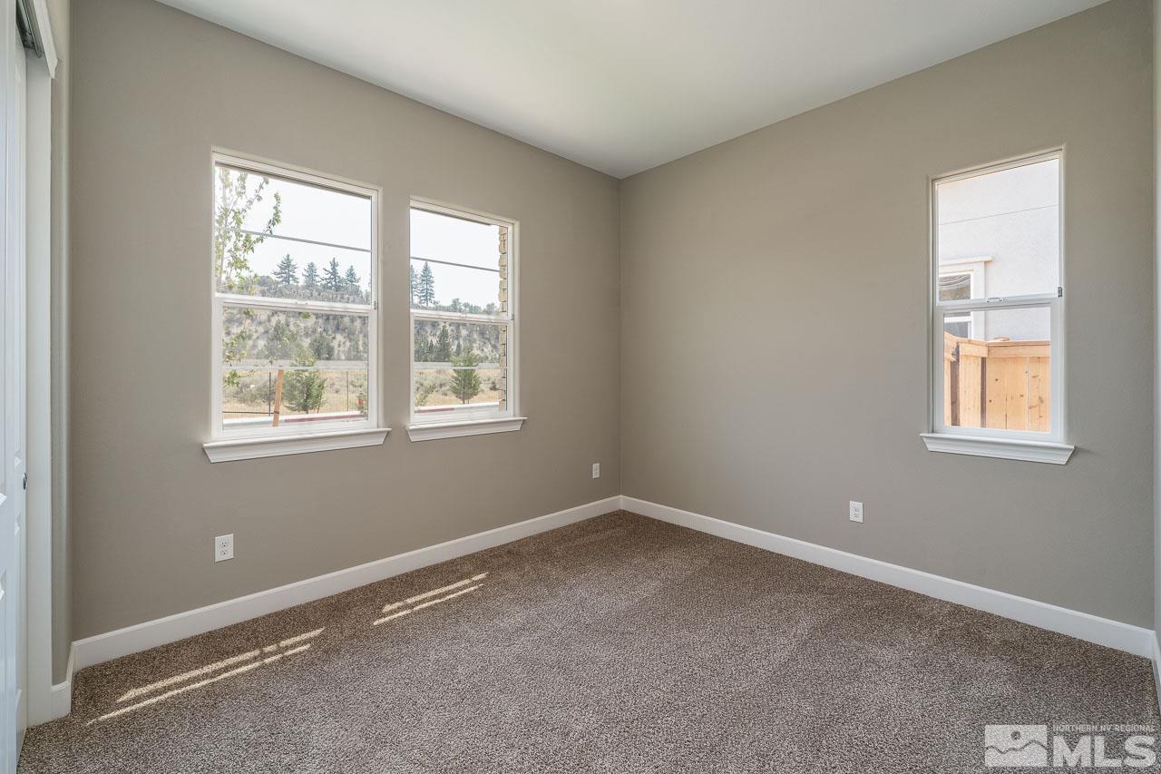 207 Starboard Drive Unit: LOT 354