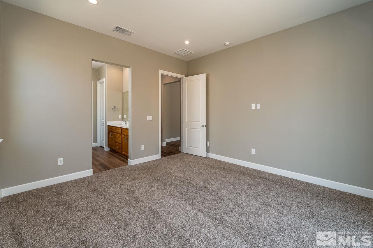 207 Starboard Drive Unit: LOT 354