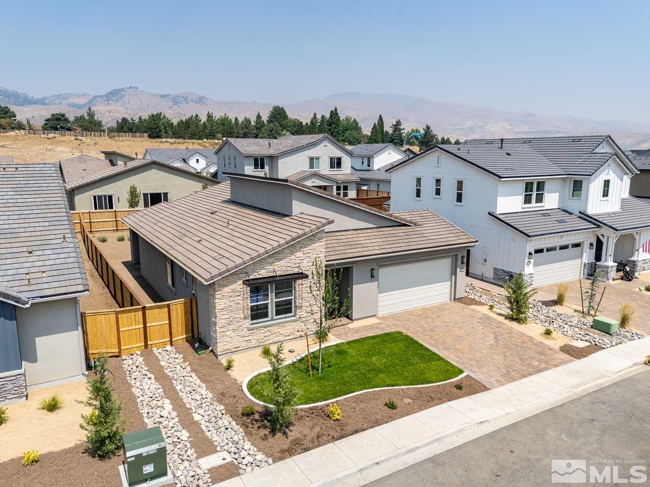 207 Starboard Drive Unit: LOT 354