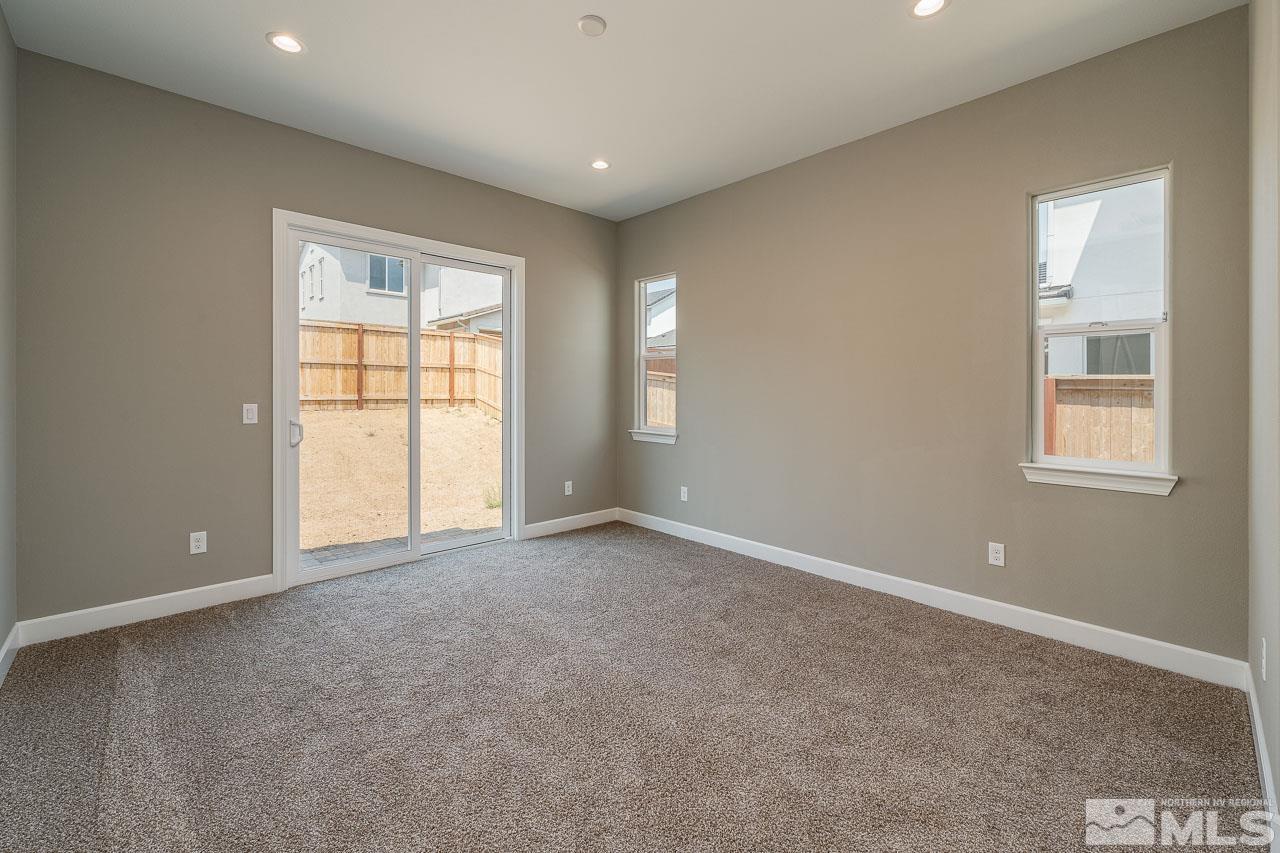 207 Starboard Drive Unit: LOT 354