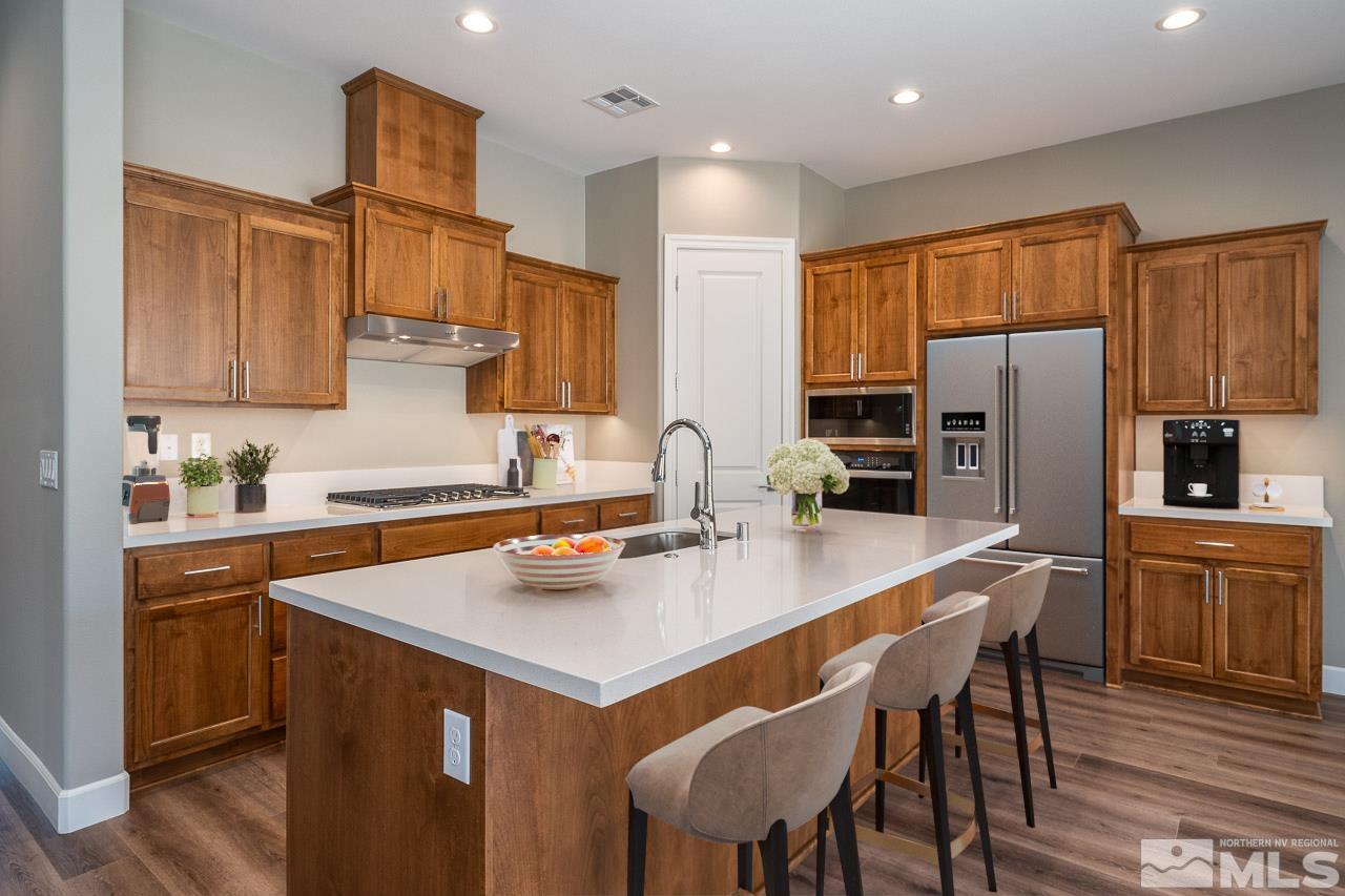 207 Starboard Drive Unit: LOT 354