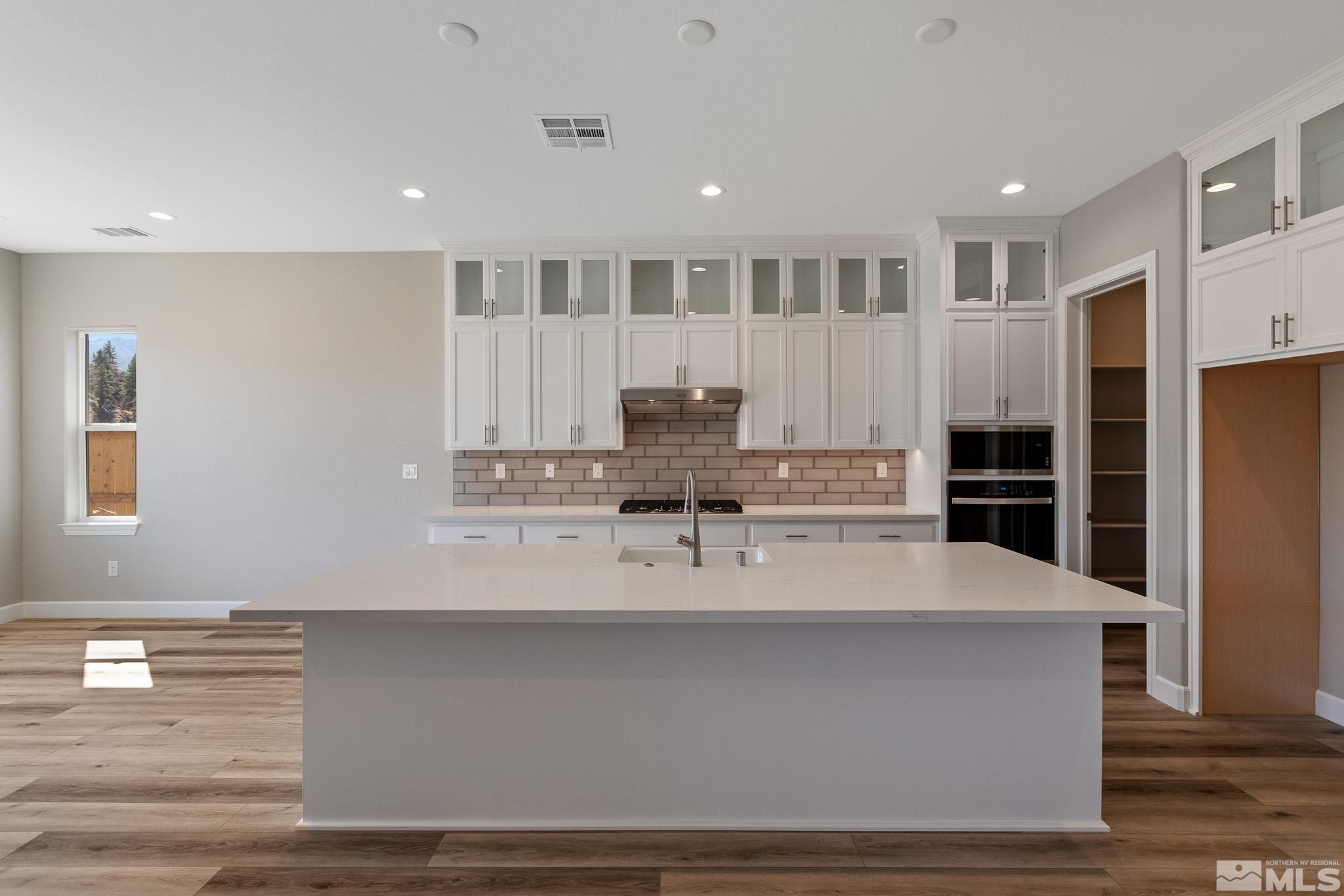 194 Commodore Drive, Lot 377