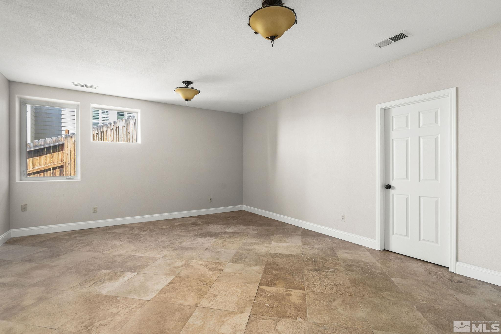 4863 Elkcreek Trail