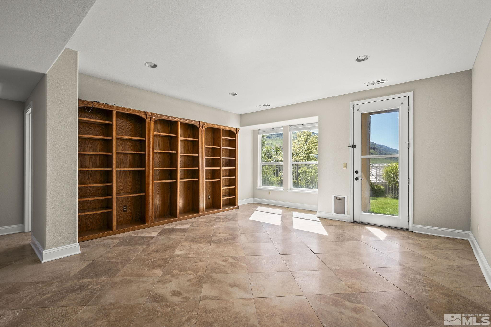 4863 Elkcreek Trail