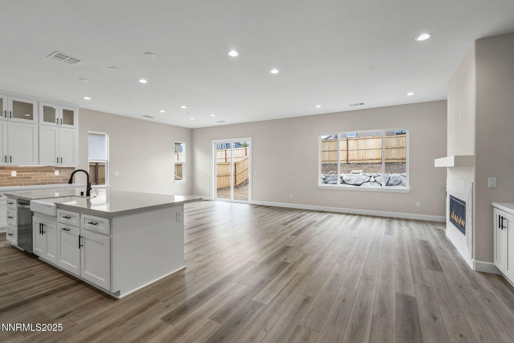 171 Commodore Drive