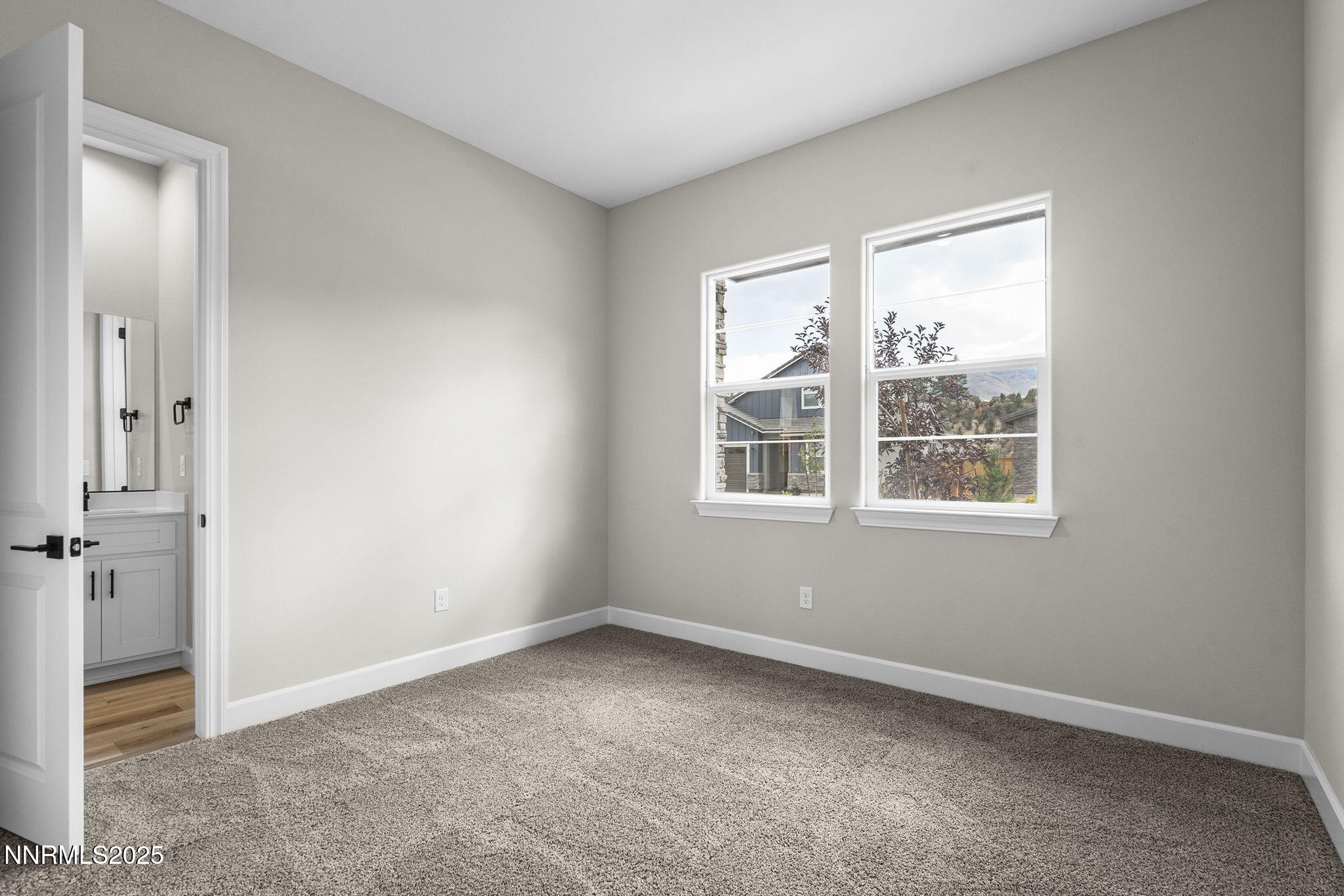 171 Commodore Drive