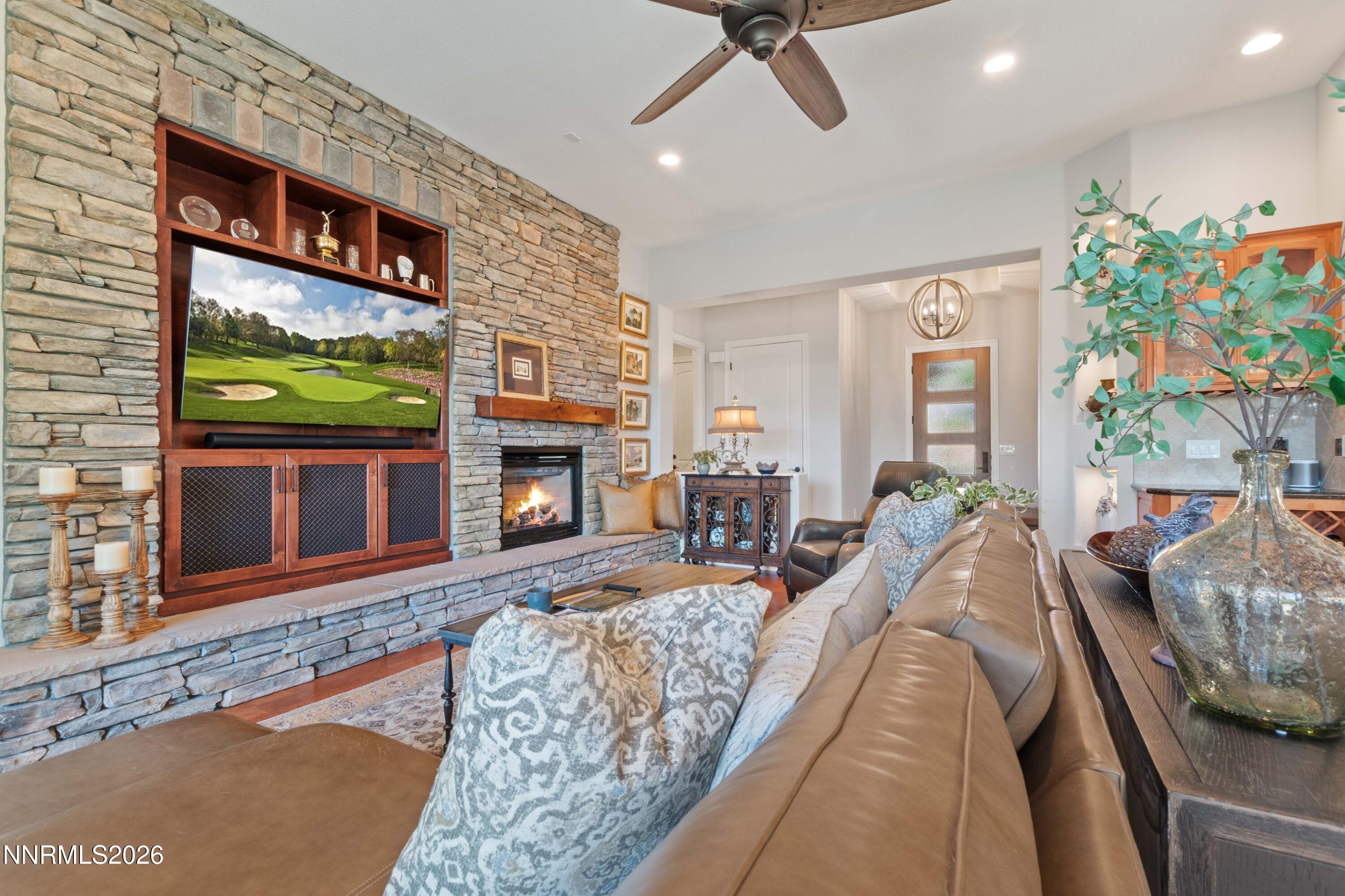 8724 Lynrock Circle
