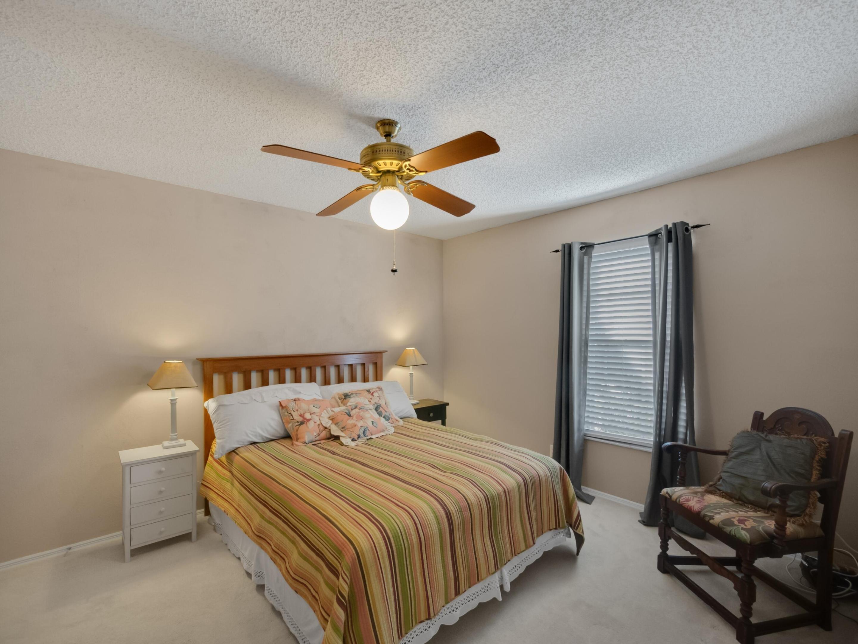1005 Pine Lake Circle