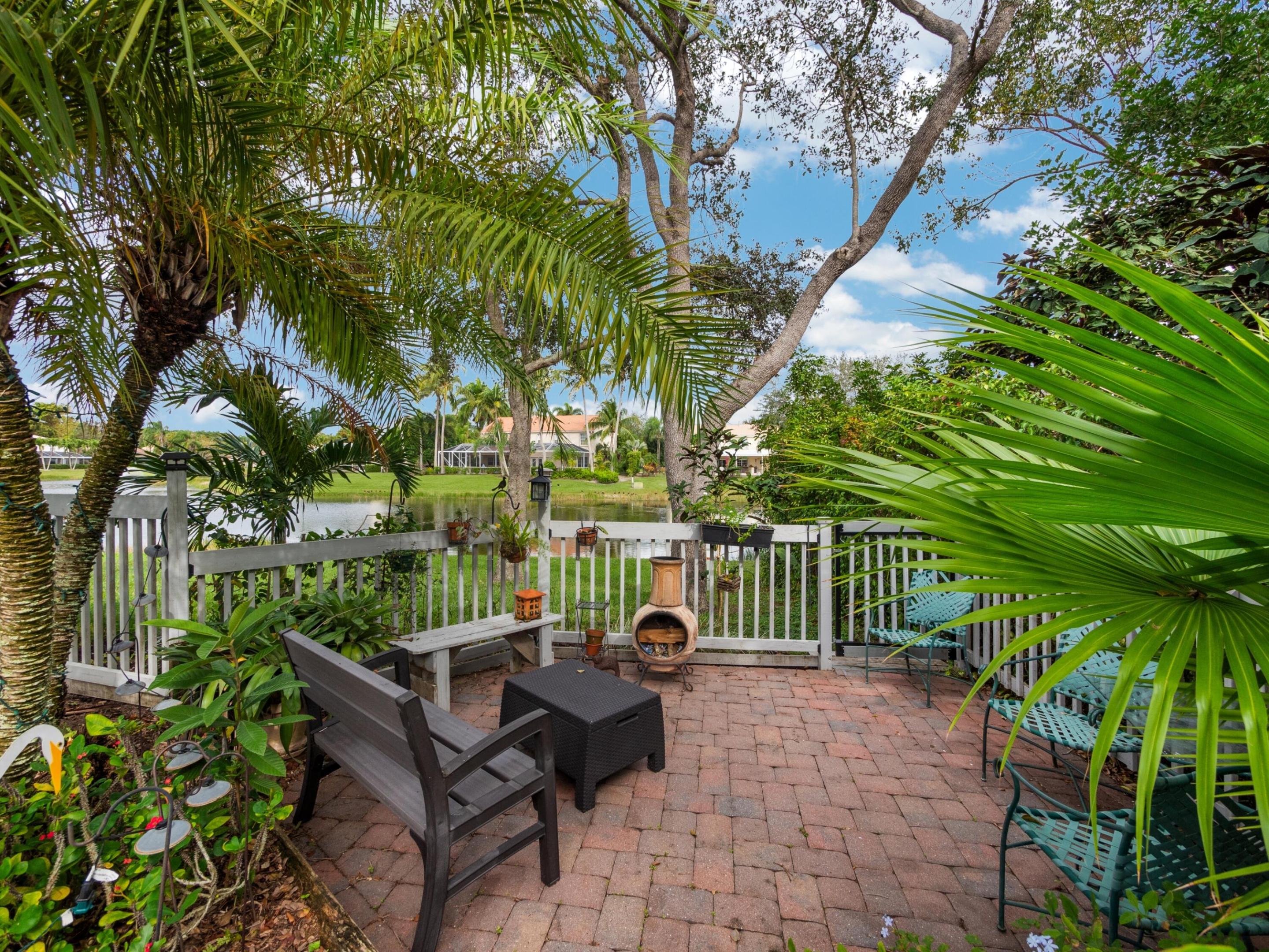1005 Pine Lake Circle