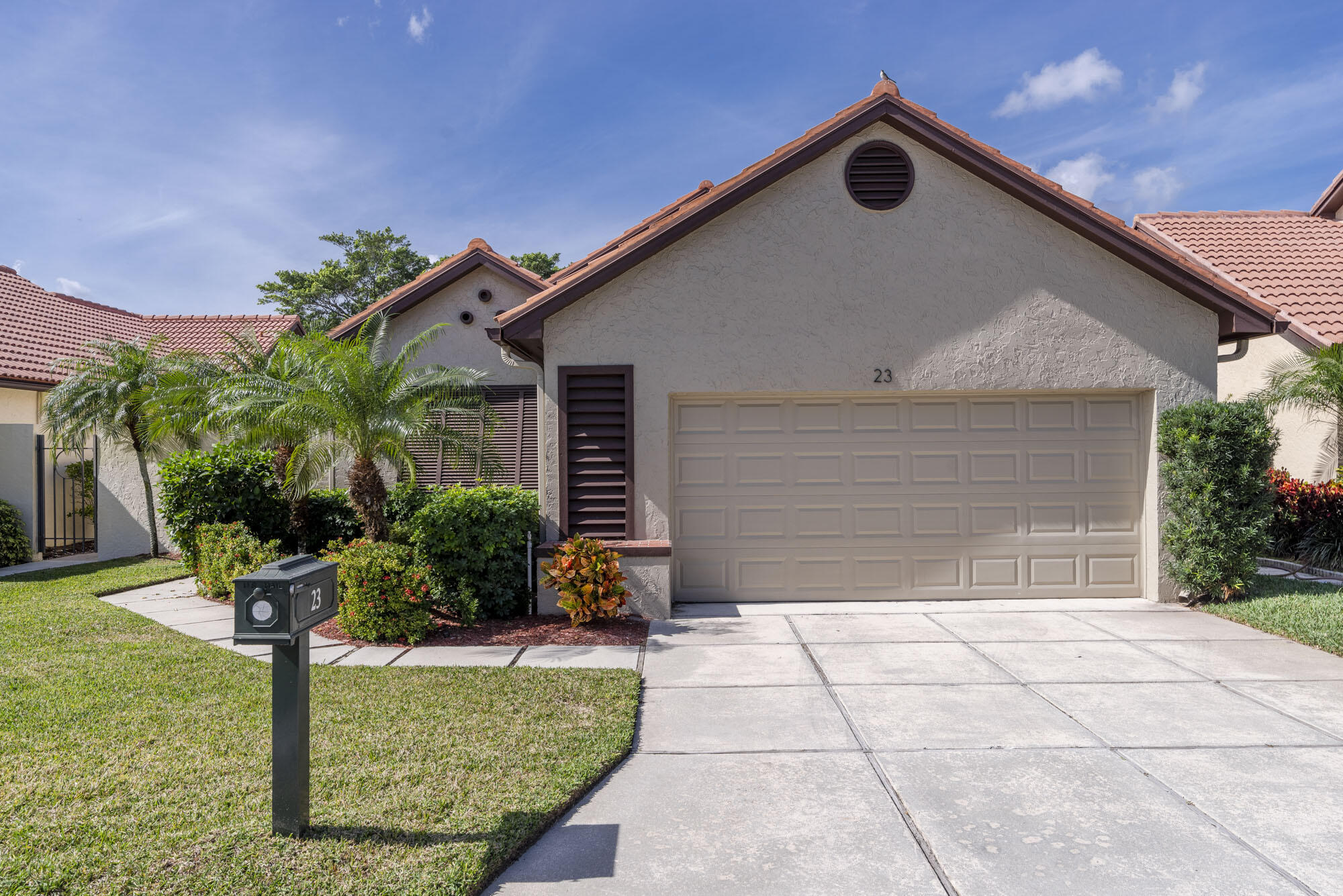 23 Ironwood Way N