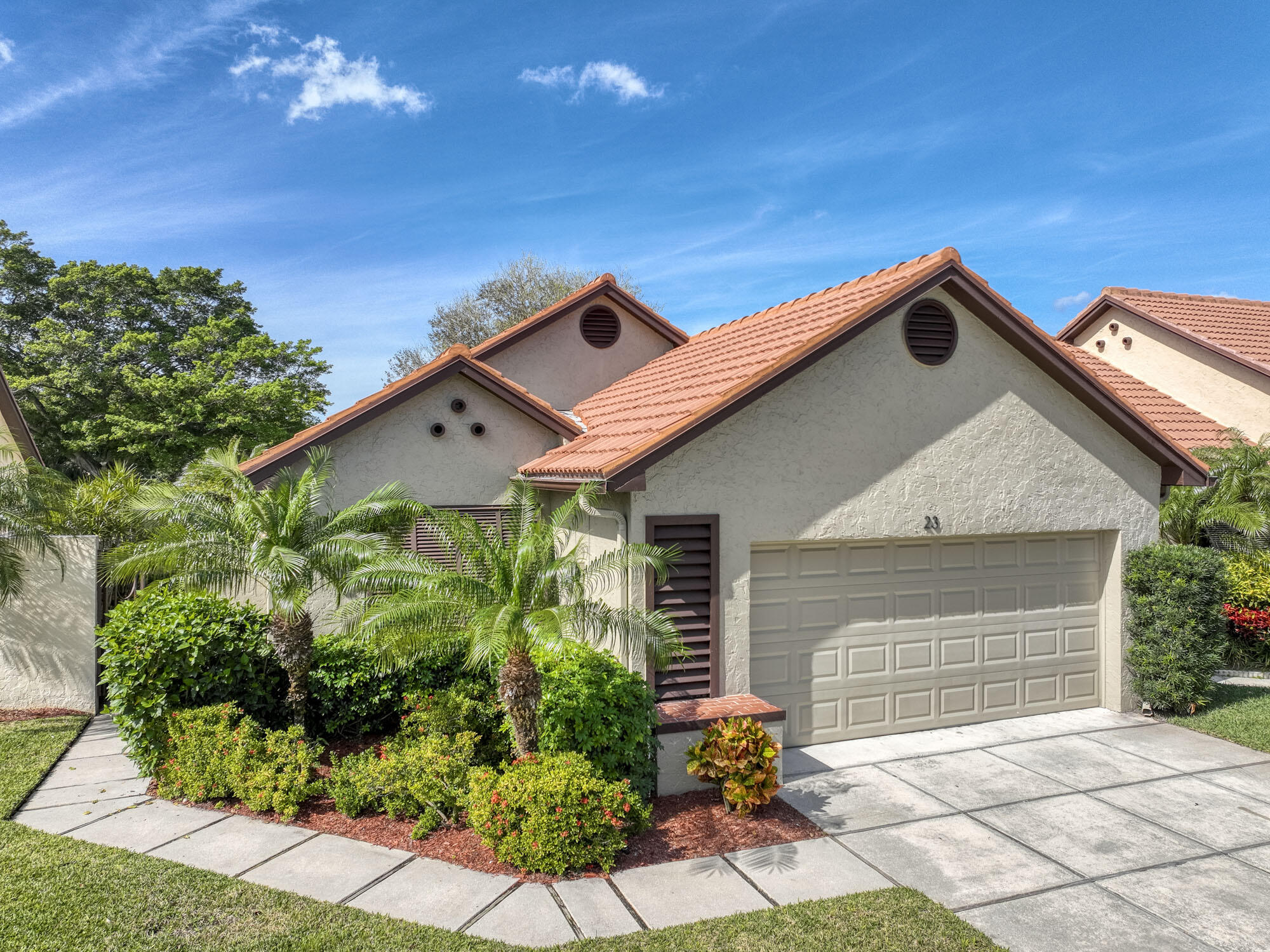 23 Ironwood Way N