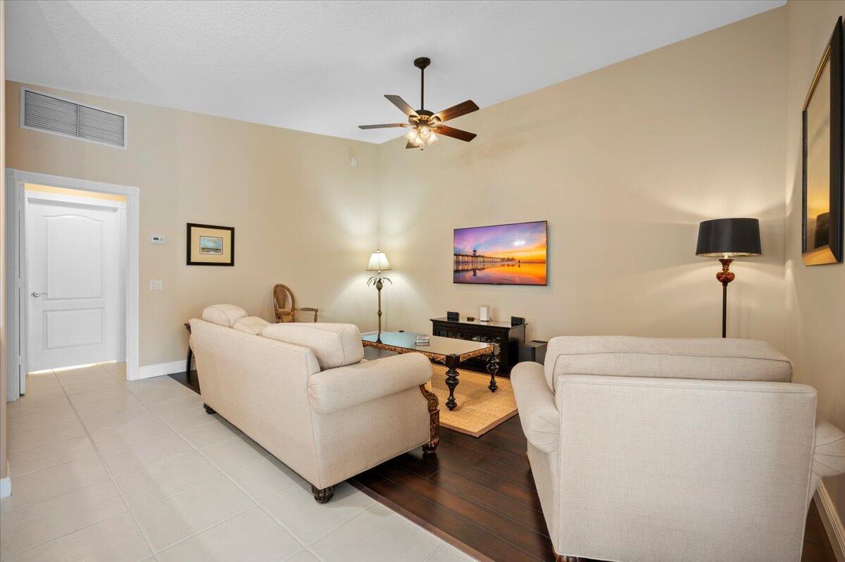 1370 Saint Lawrence Drive