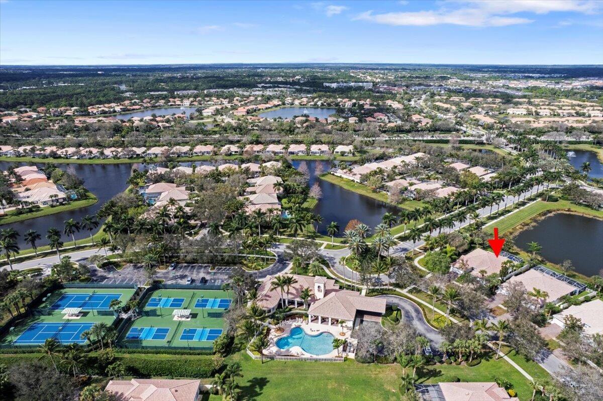 1370 Saint Lawrence Drive