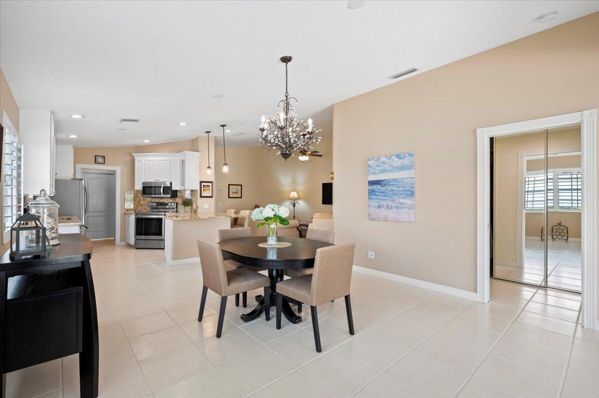 1370 Saint Lawrence Drive
