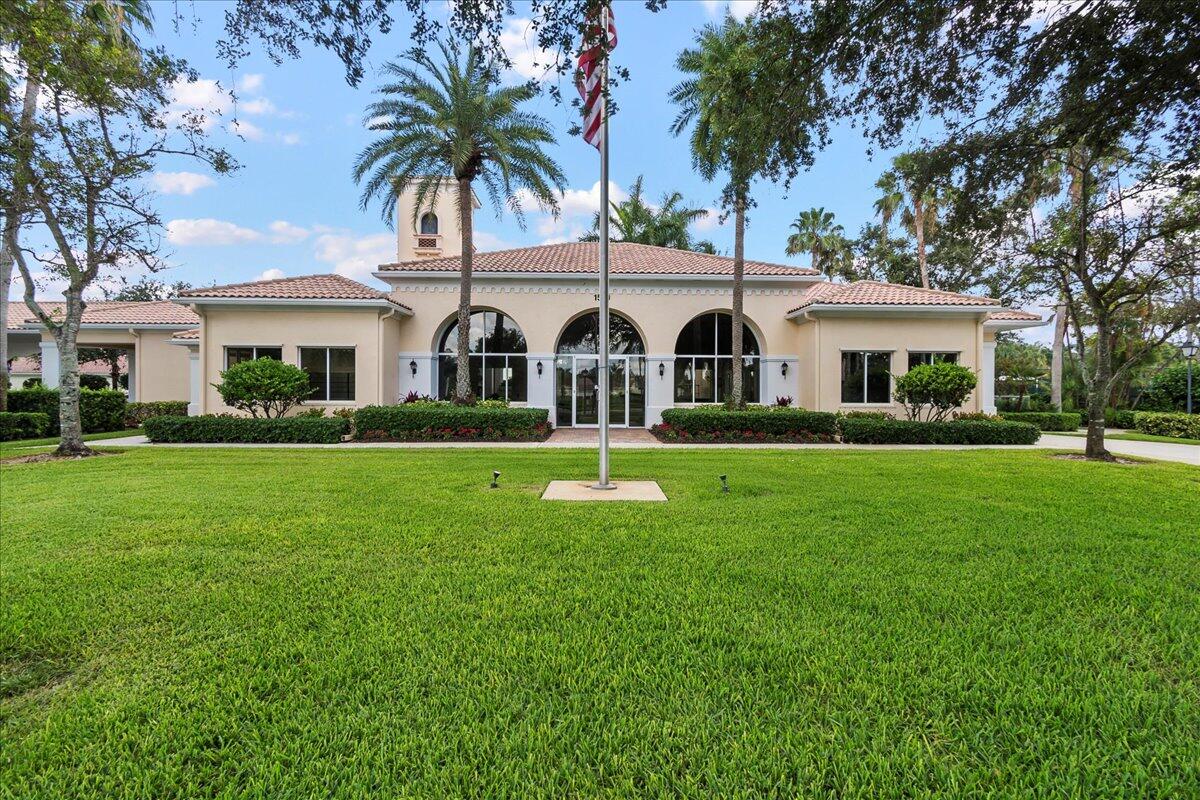 1370 Saint Lawrence Drive