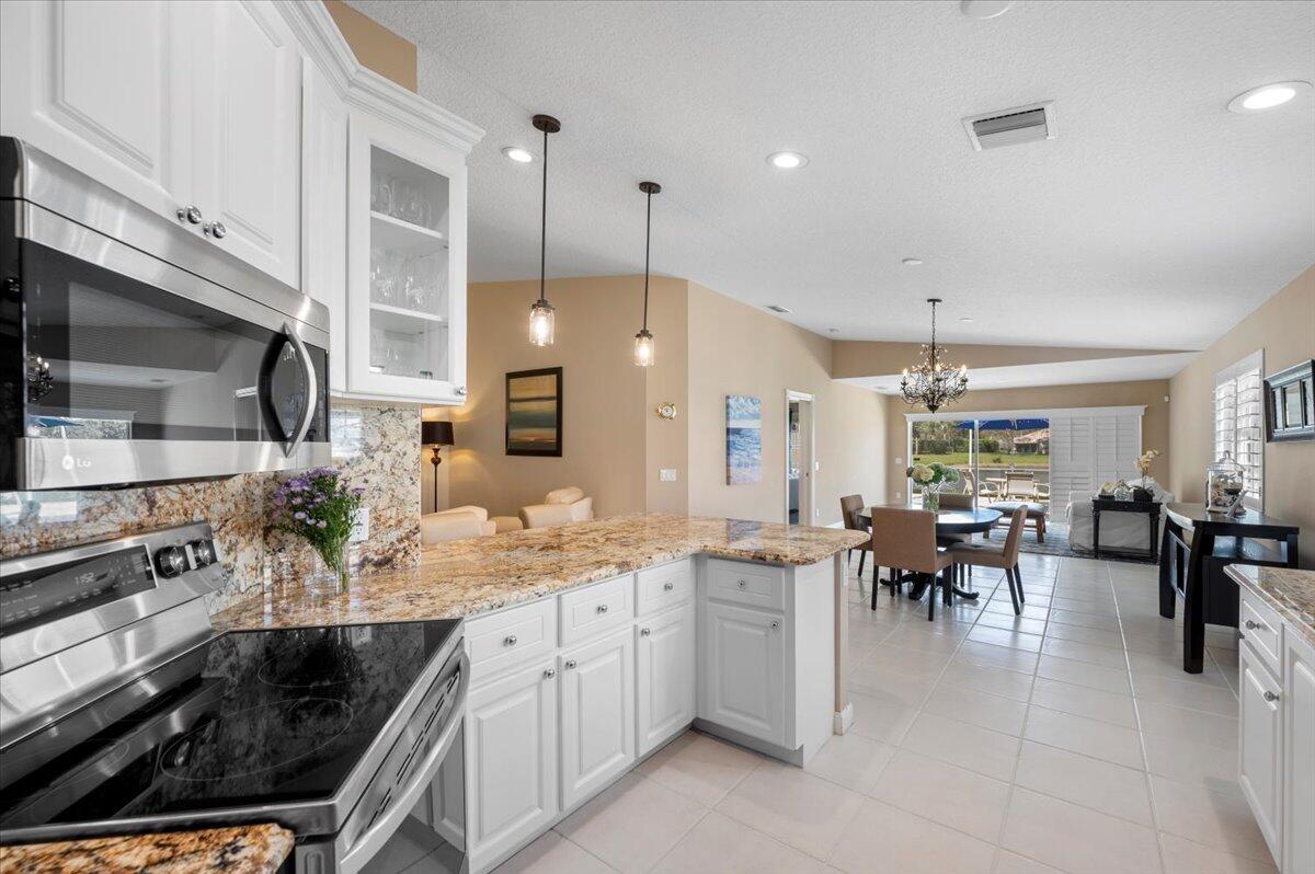1370 Saint Lawrence Drive