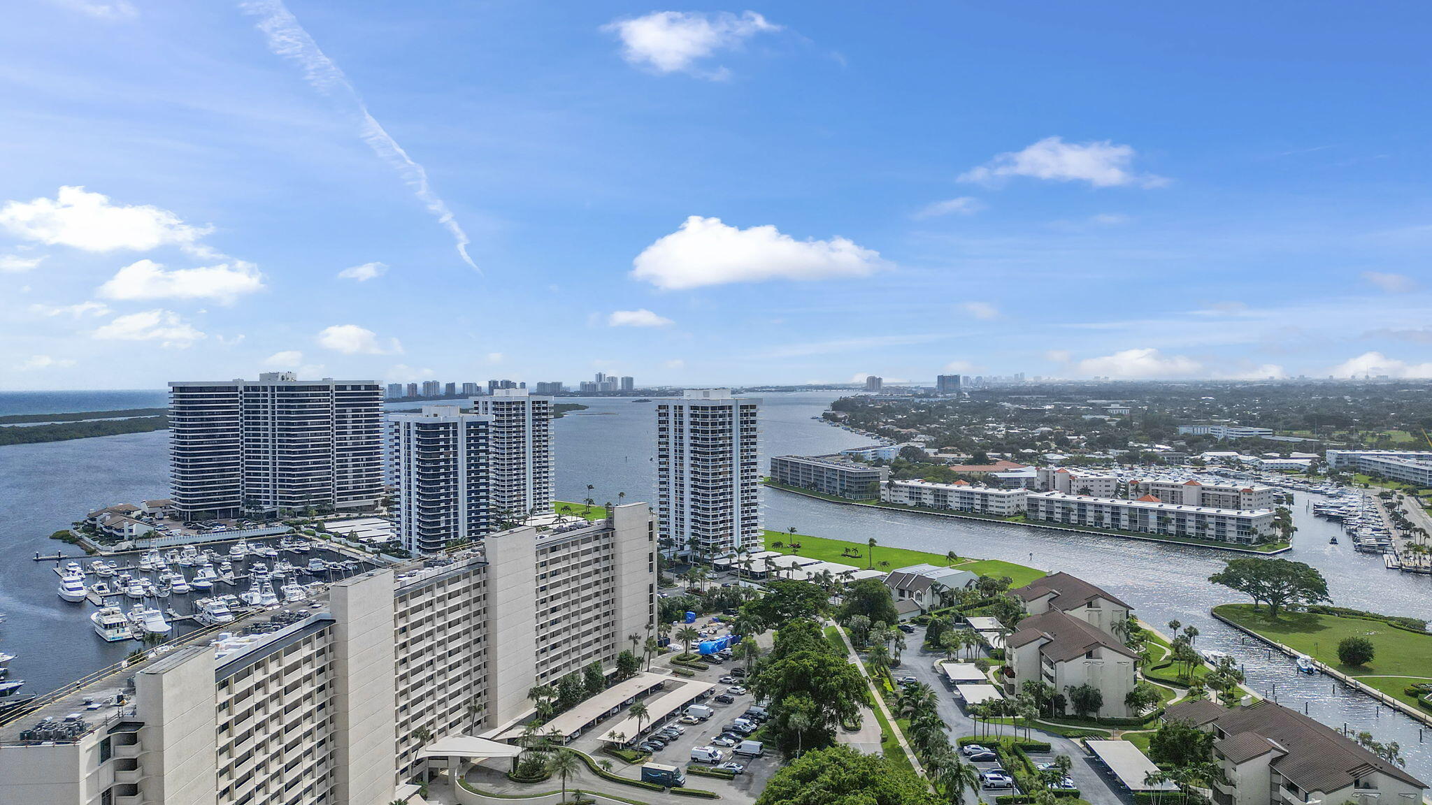 120 Lakeshore Drive 637