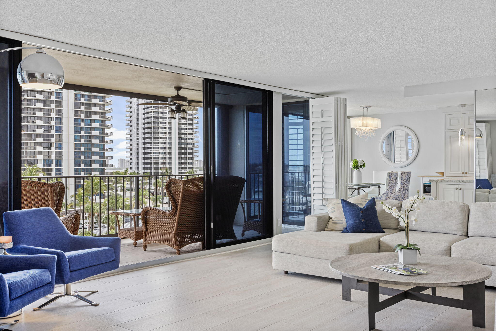 120 Lakeshore Drive 637