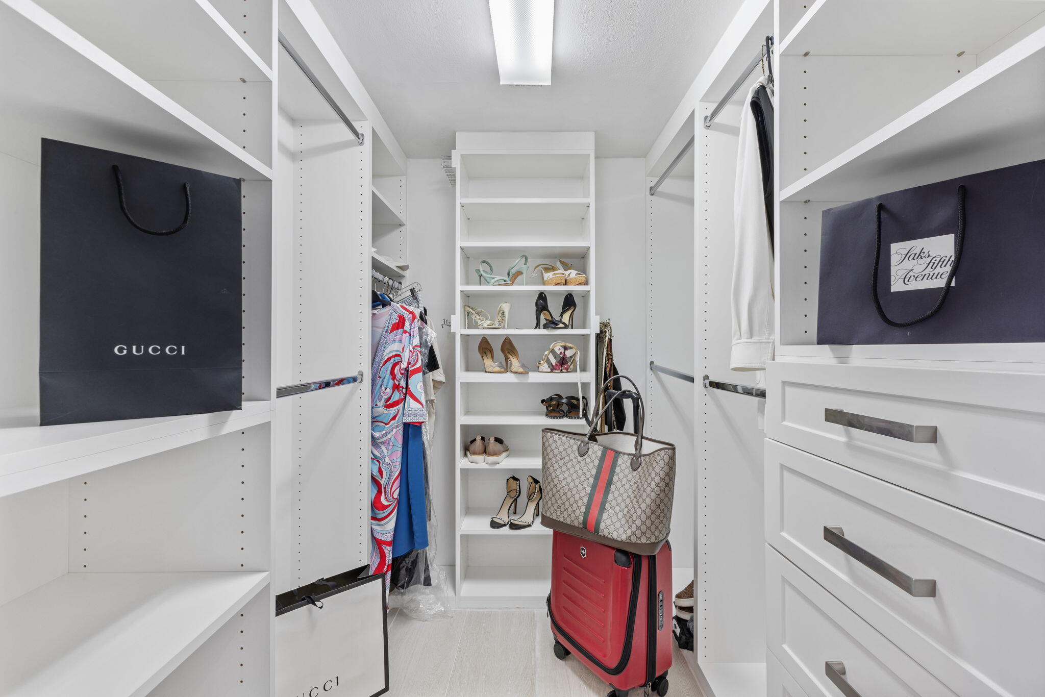 120 Lakeshore Drive 637