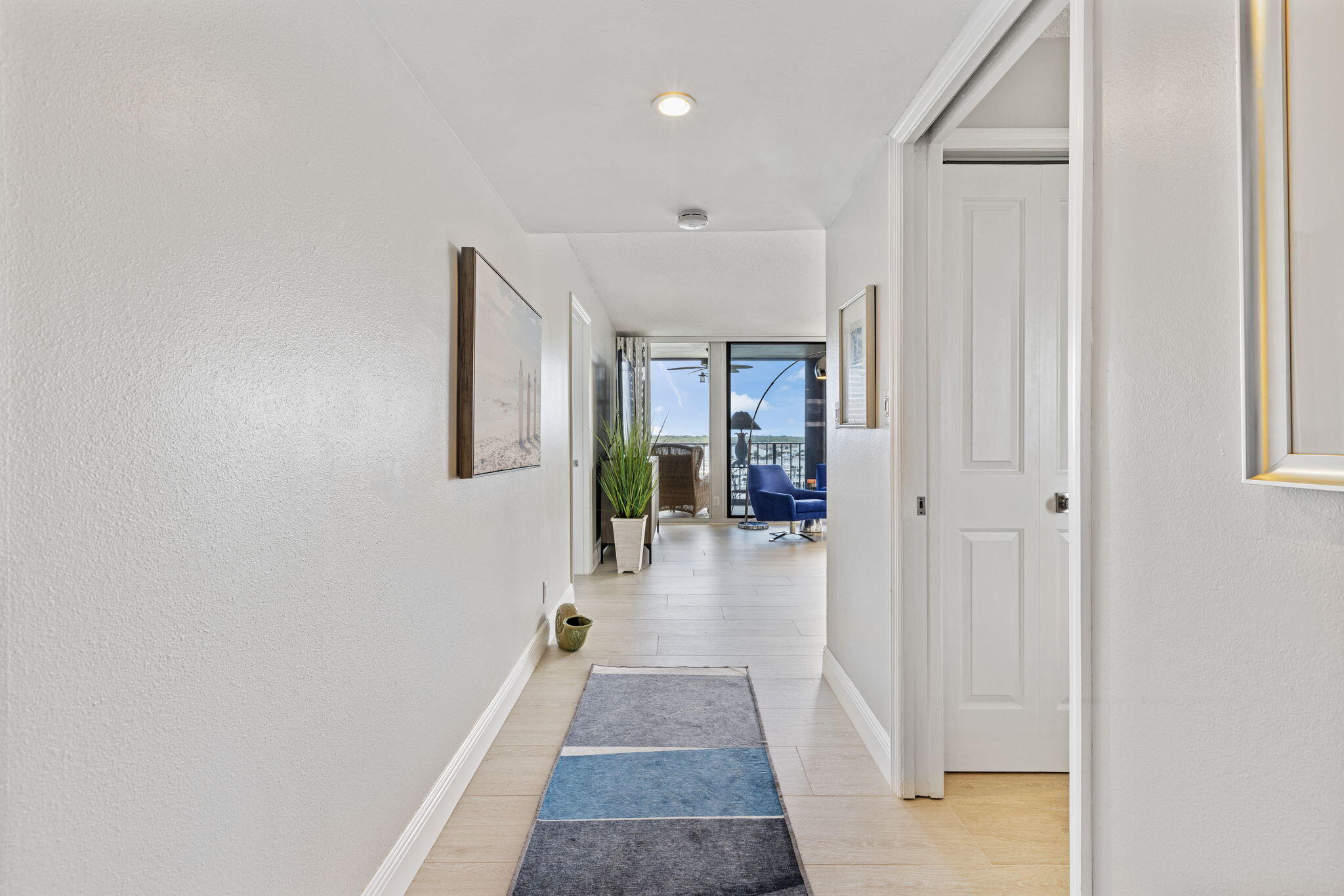 120 Lakeshore Drive 637