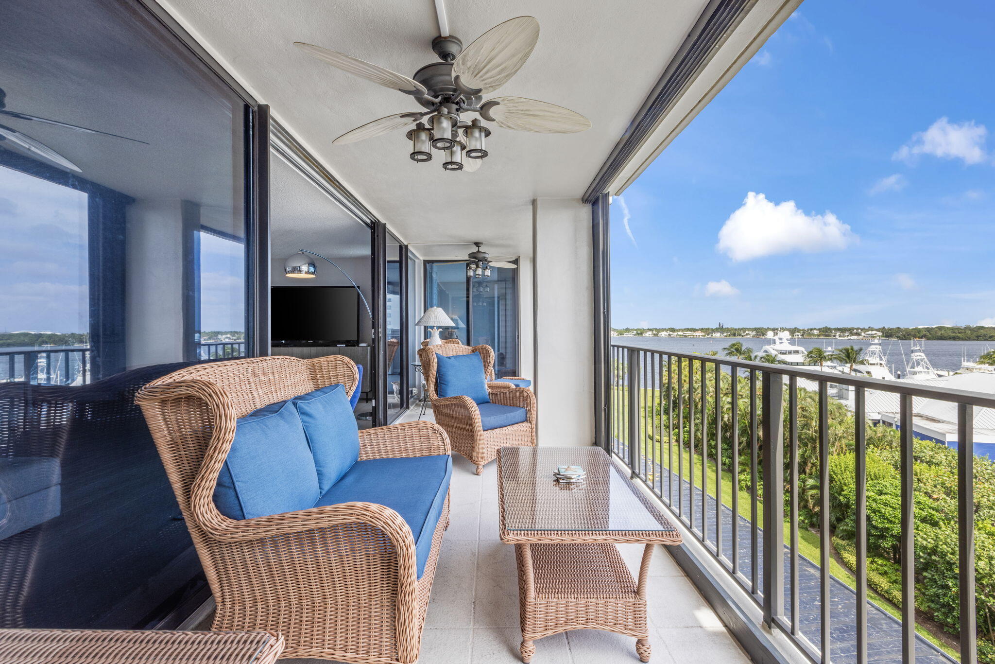 120 Lakeshore Drive 637