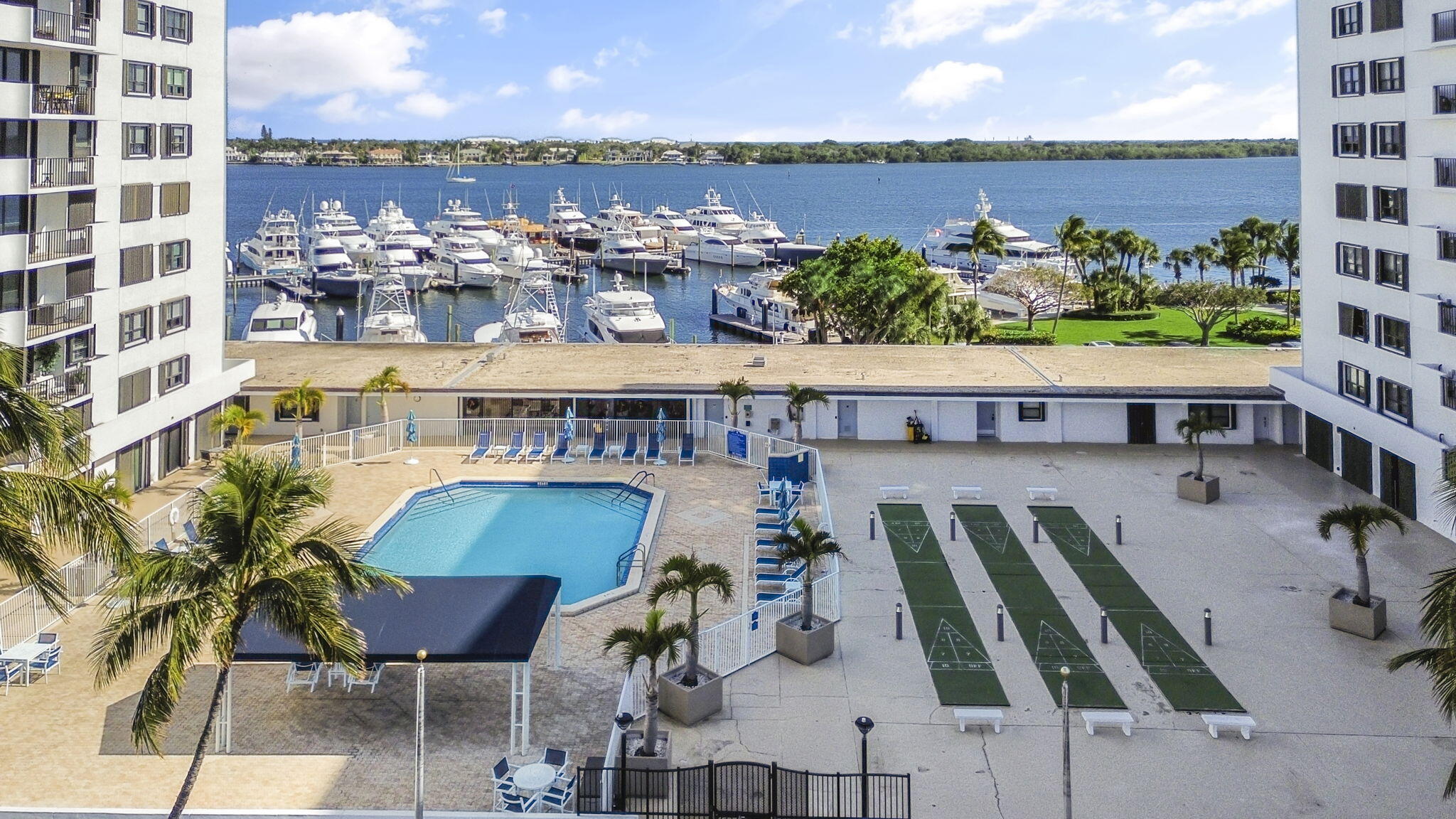 1200 Marine Way 401